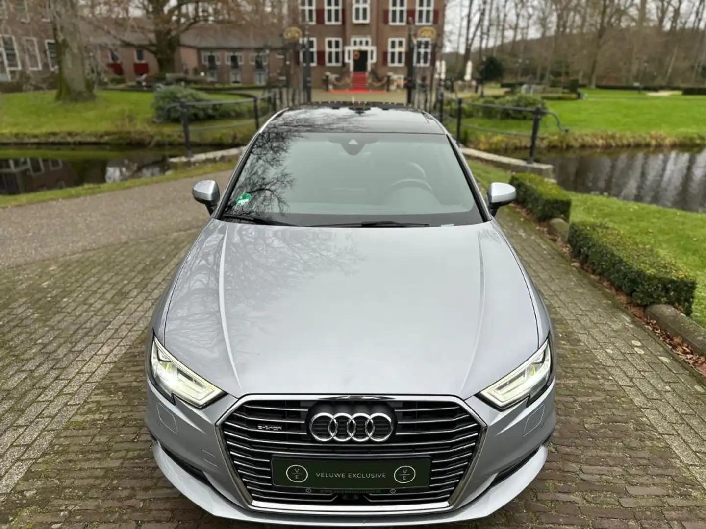 Audi A3 Sportback 1.4 e-tron | Pano | LED | Adaptive | Plu Plateado - 2
