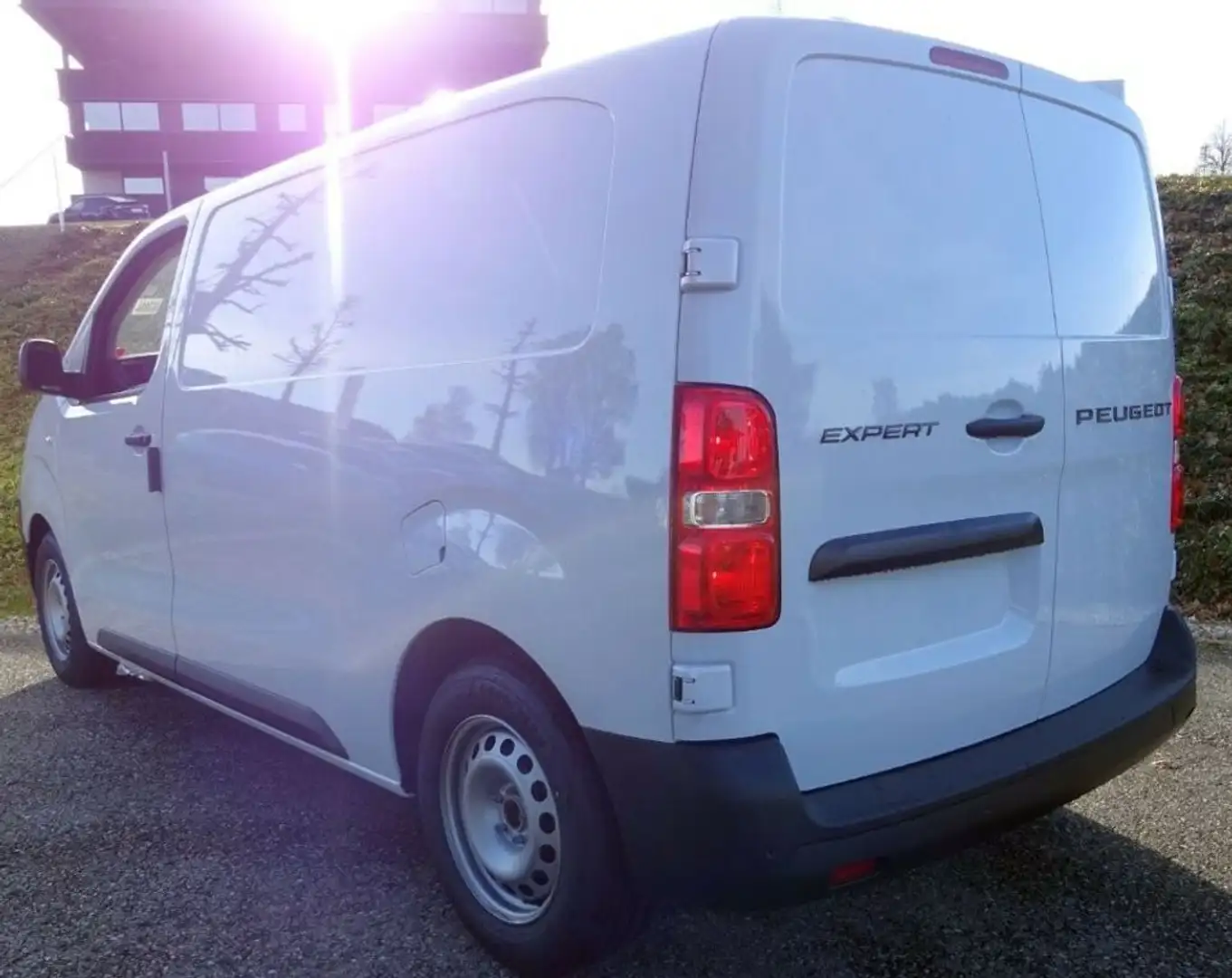 Peugeot Expert Standard Weiß - 2
