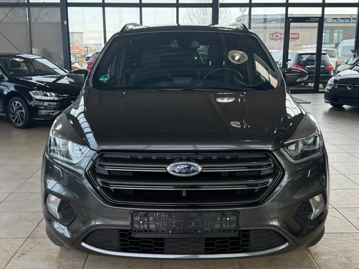 Ford Kuga ST-Line /Automatik Gris - 2