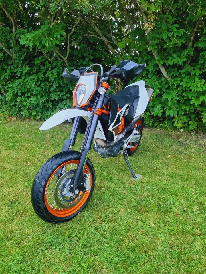 KTM 690 SMC R