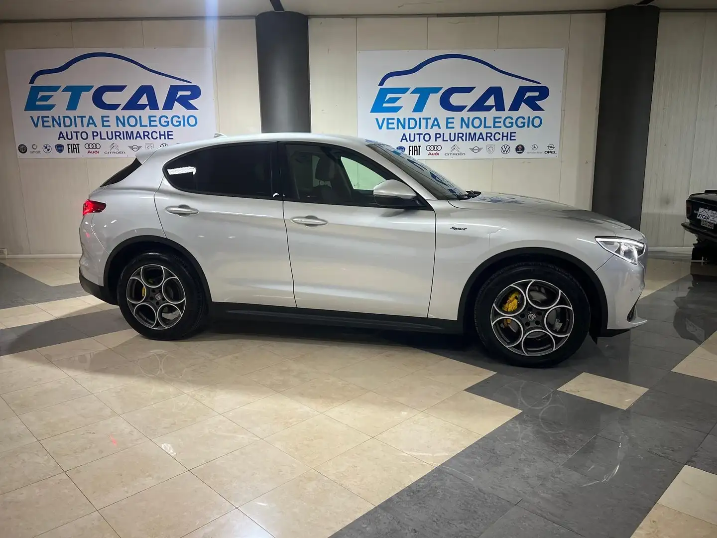 Alfa Romeo Stelvio Stelvio 2020 2.2 t Sprint Q4 190cv auto Argento - 2
