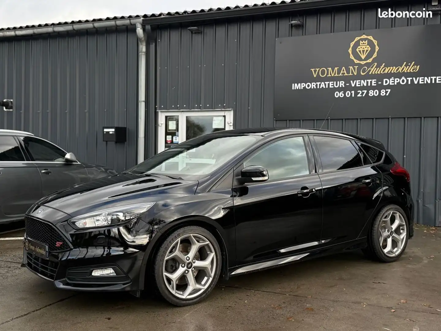 Ford Focus ST 2.0 EcoBoost 250ch – Pack Performance Full Cuir Boîte manuelle 6 Noir - 1