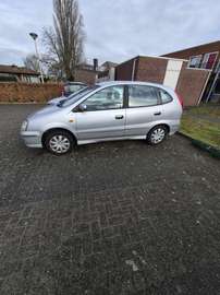 Almera Tino 1.8i 16v Acenta Navi