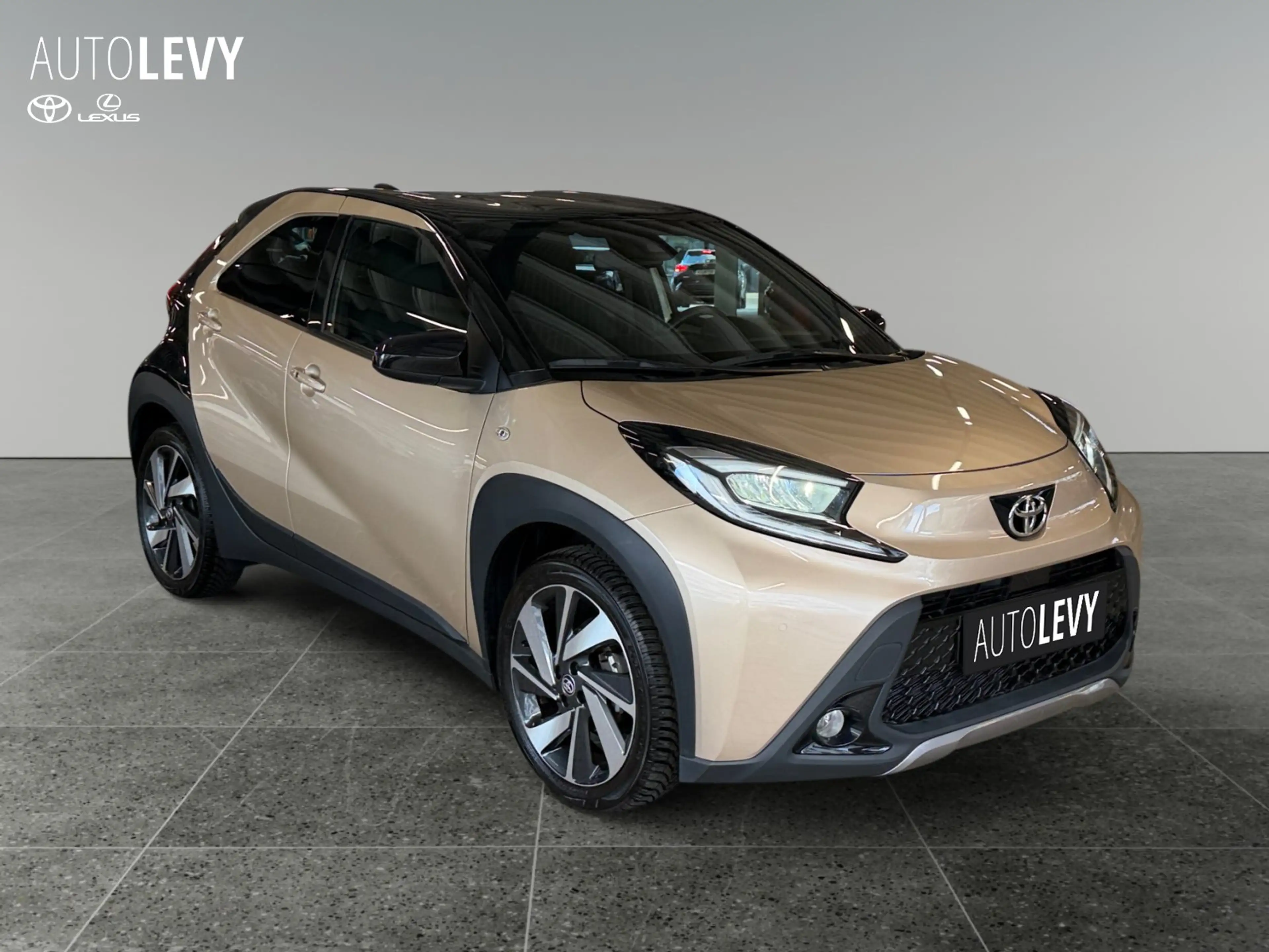 Toyota Aygo X Aygo 1.0 Pulse +Navi+PDC+LED+Sitzheizung+ — photo 8