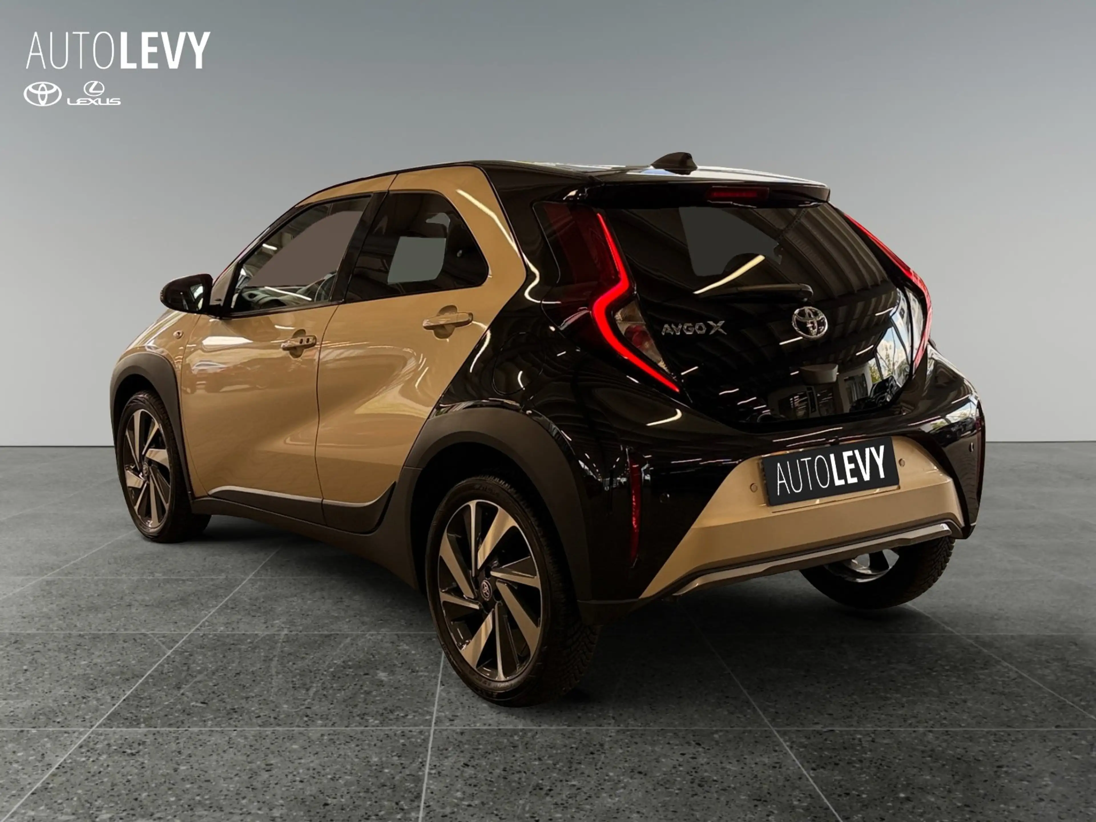Toyota Aygo X Aygo 1.0 Pulse +Navi+PDC+LED+Sitzheizung+ — photo 4