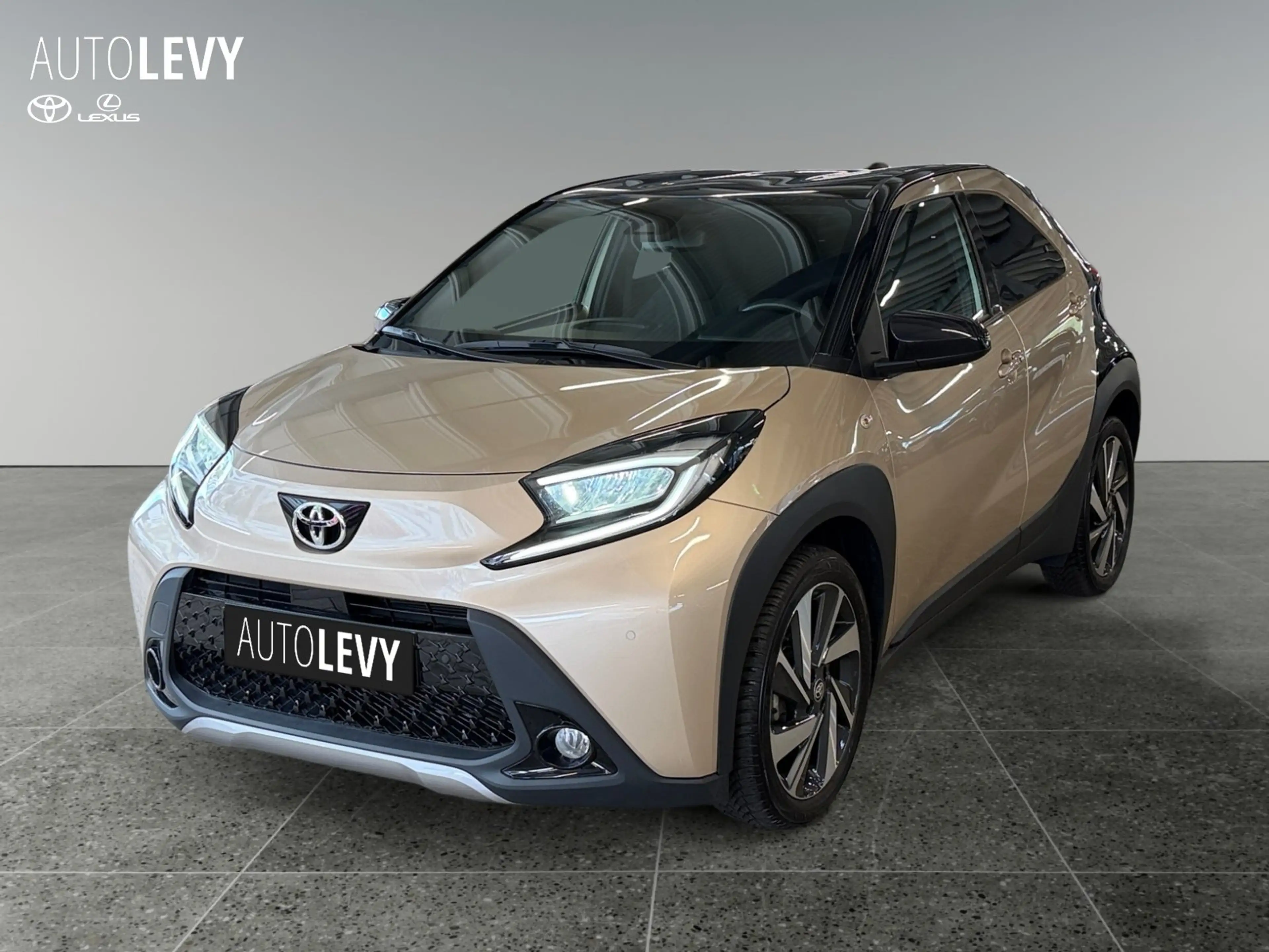 Toyota Aygo X Aygo 1.0 Pulse +Navi+PDC+LED+Sitzheizung+ — photo 2
