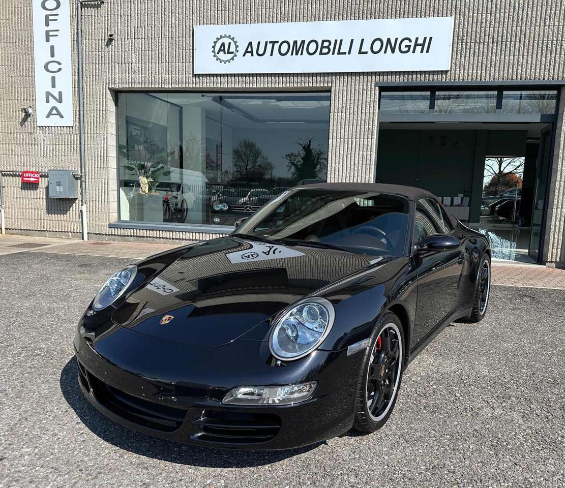 Porsche 911 Carrera 4S Cabriolet "BOOK SERVICE PORSCHE"