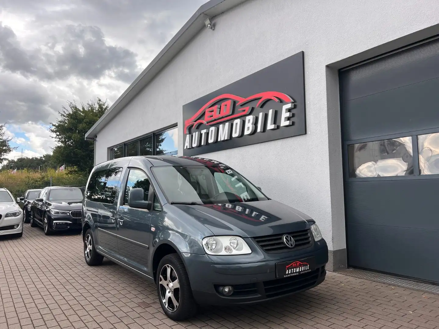 Volkswagen Caddy Maxi Life*7-Sitzer*Sitzheizung*Klimaauto Grau - 1
