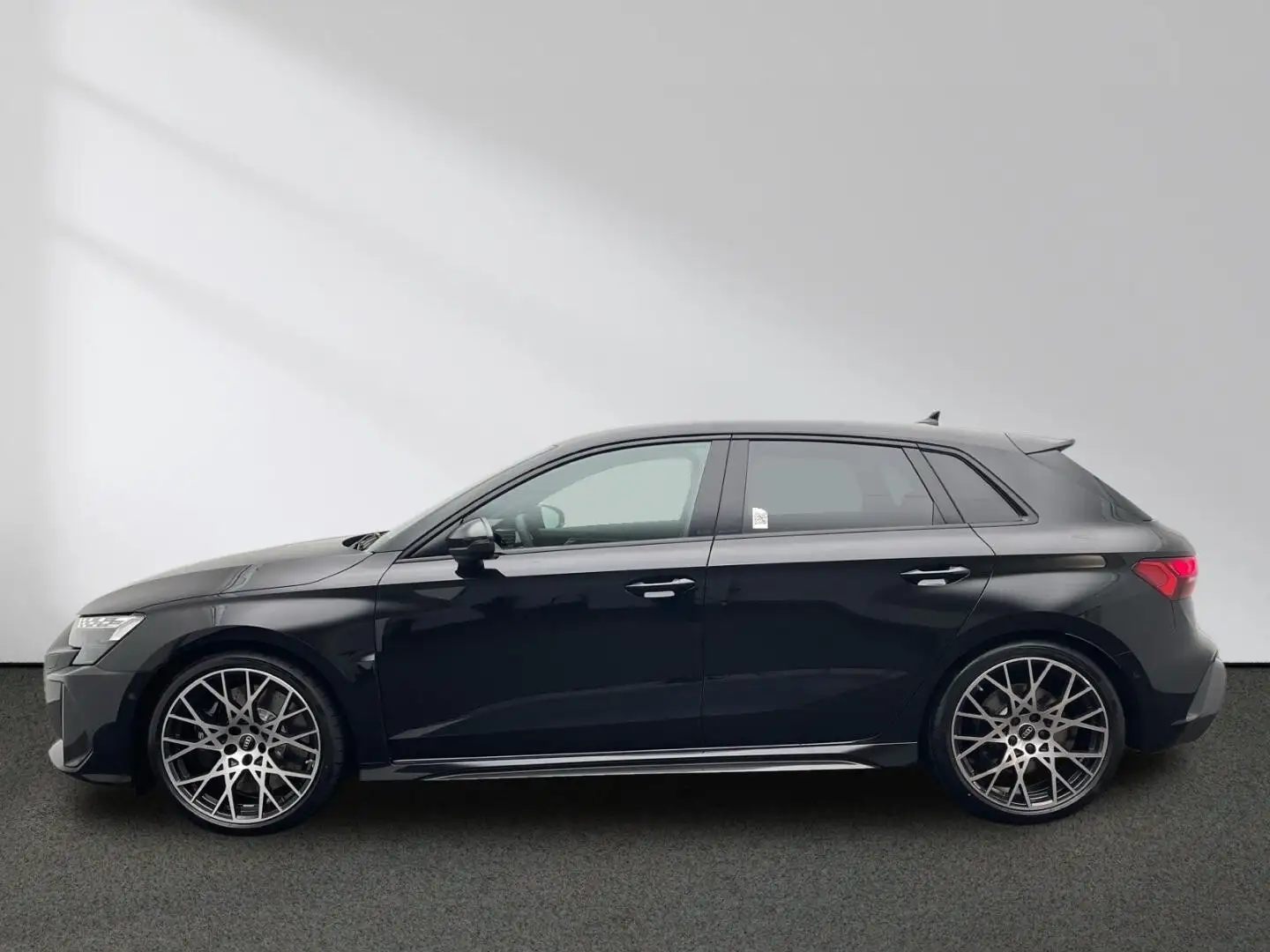 Audi RS3 Sportback ABT Umbau S tronic Navi Kamera Matrix Schwarz - 2