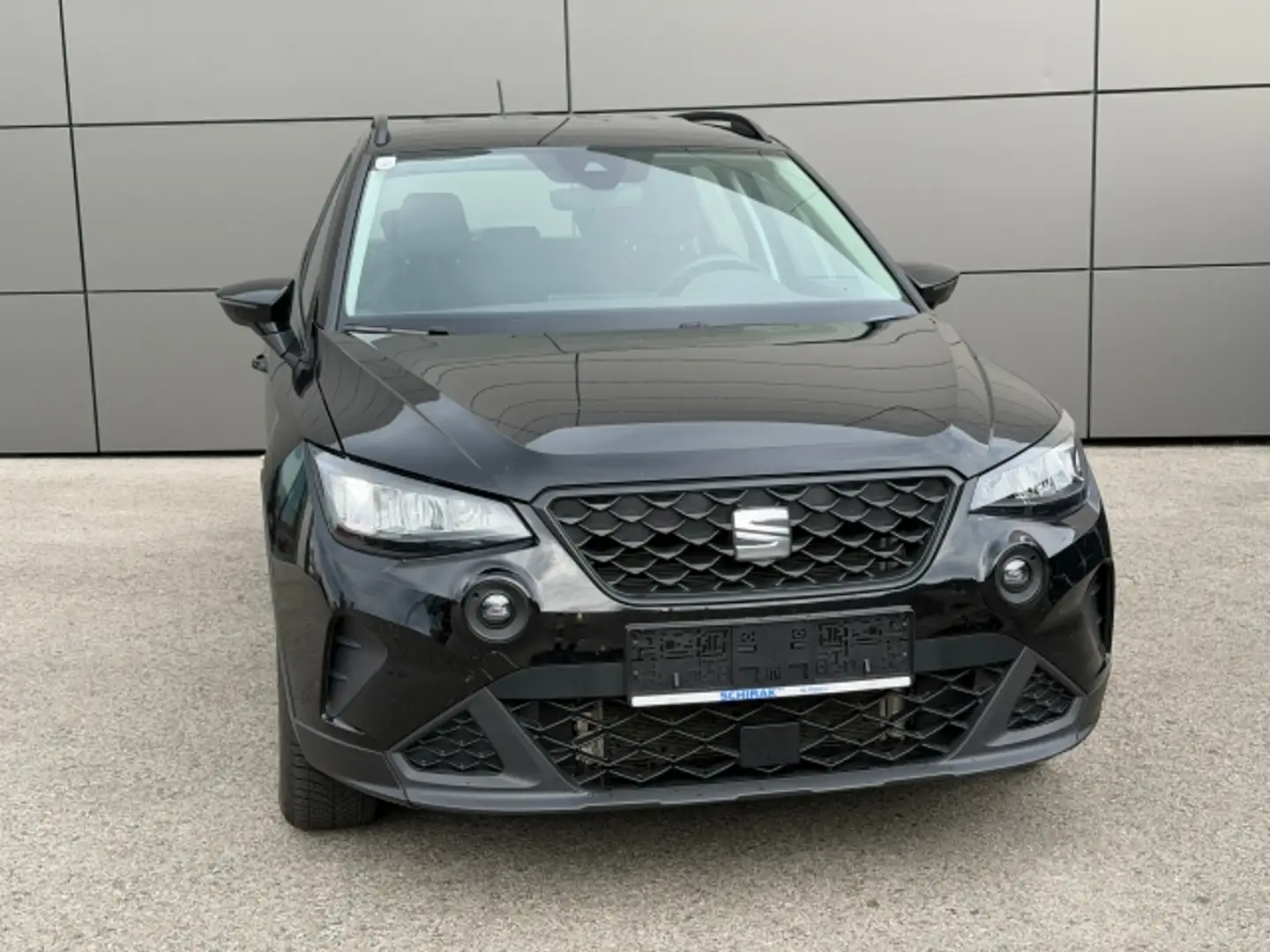 SEAT Arona 1,0 Eco TGI Style Grau - 2