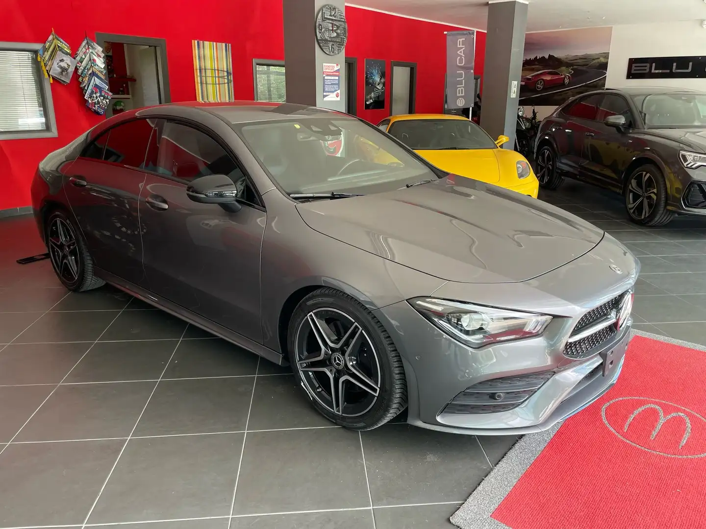 Mercedes-Benz CLA 200 d PREMIUM AMG PLUS Grigio - 1