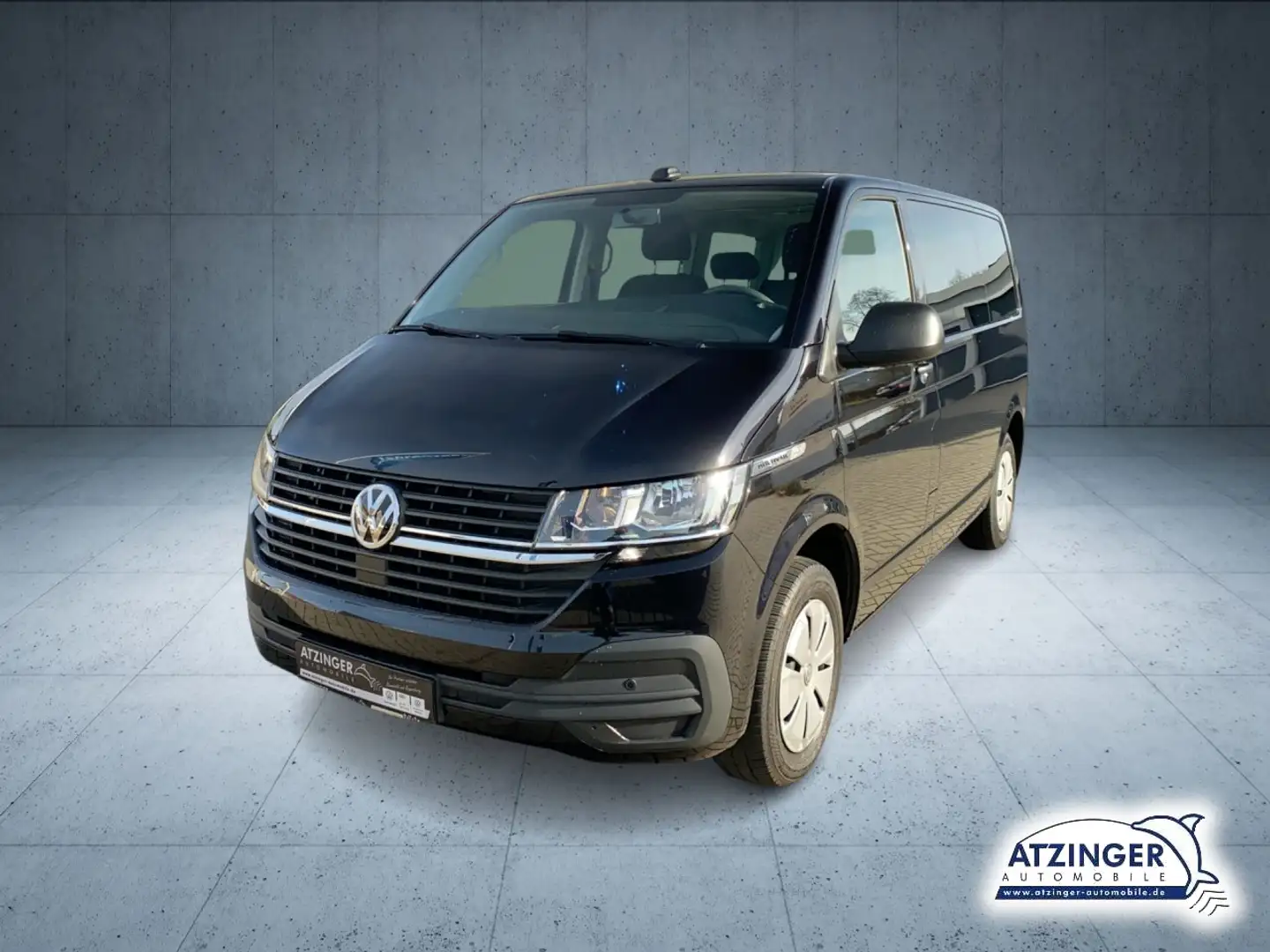 Volkswagen T6.1 Multivan 2,0l TDI Family Navi Parkp. Klima Einparkhilfe Schwarz - 1