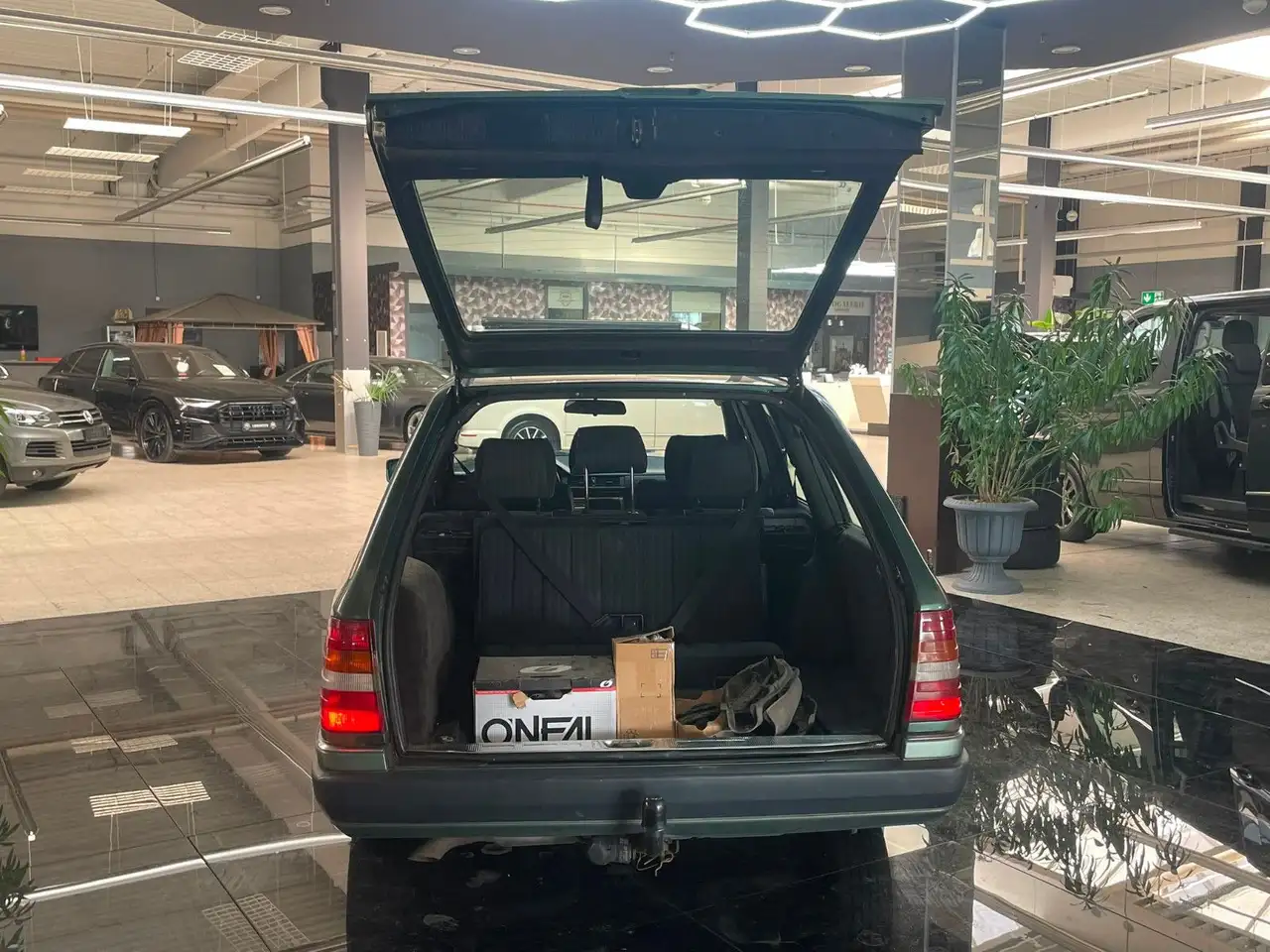 Mercedes-Benz 220 TE / 7-SITZER / SHD/ AHK, foto 9