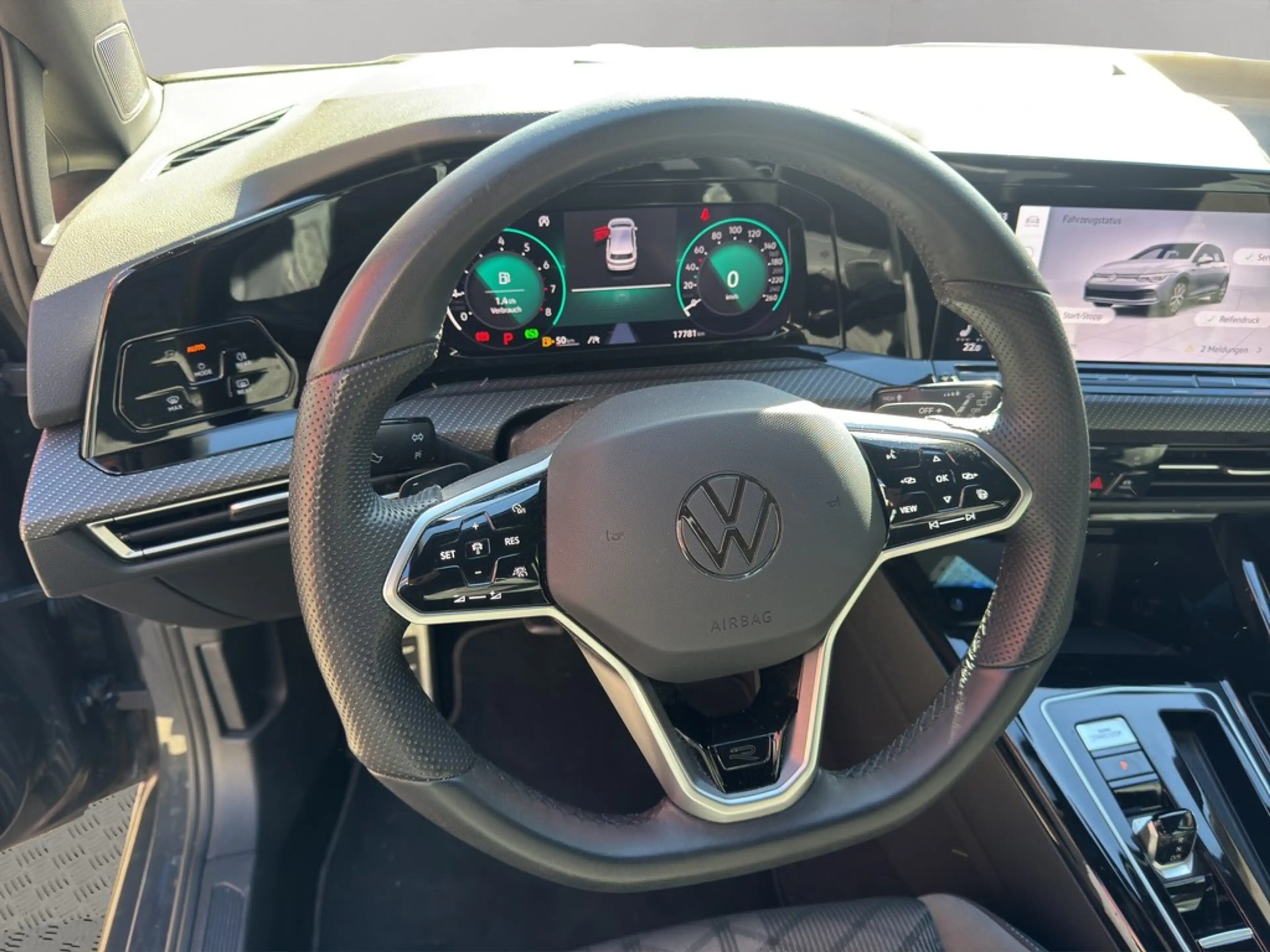 Volkswagen Golf R -Line 2.0 TSI DSG Navi LED ACC — photo 12