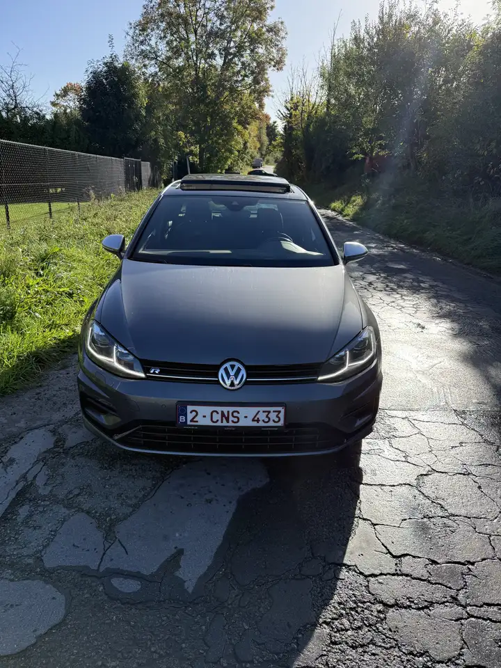 Volkswagen Golf R