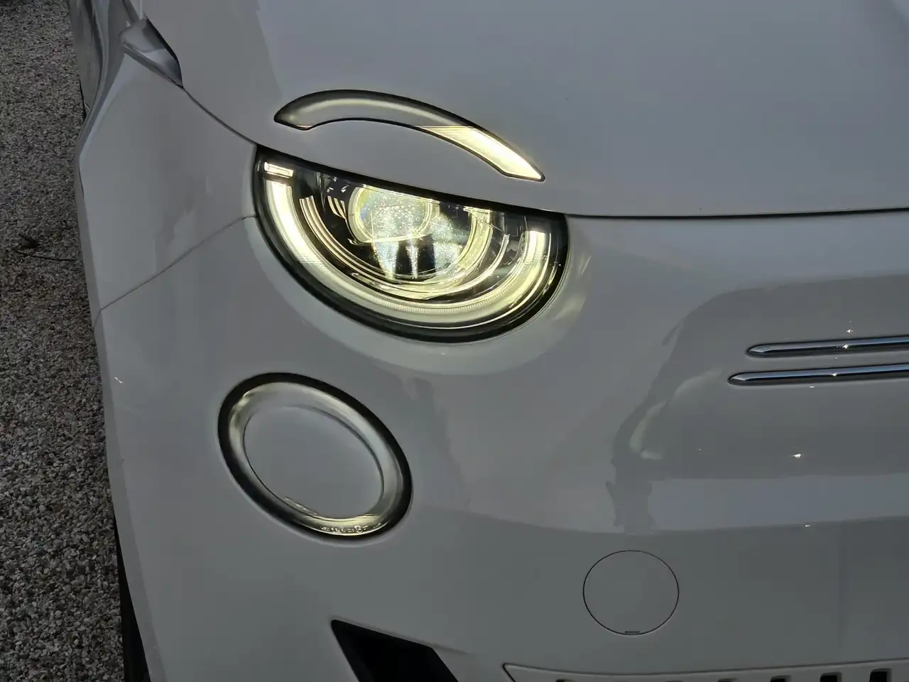 Fiat 500 E 500 IV 2022Cabrio Cabrio 42 kWh Icon, миниатюра 4