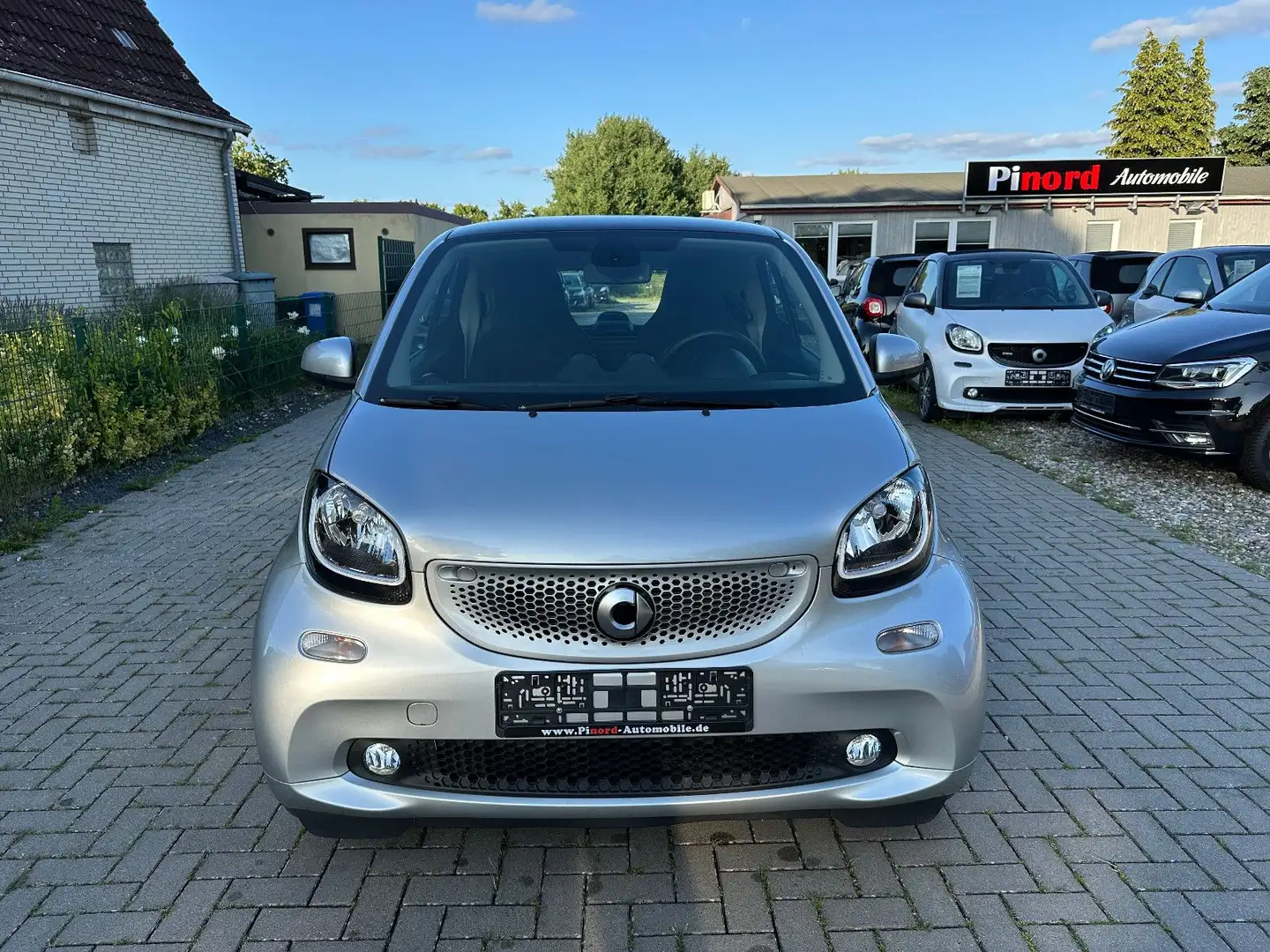 smart forTwo Passion LED-NAVI-PANO-90PS-KAM-S.HEIZ-ALU Silber - 2