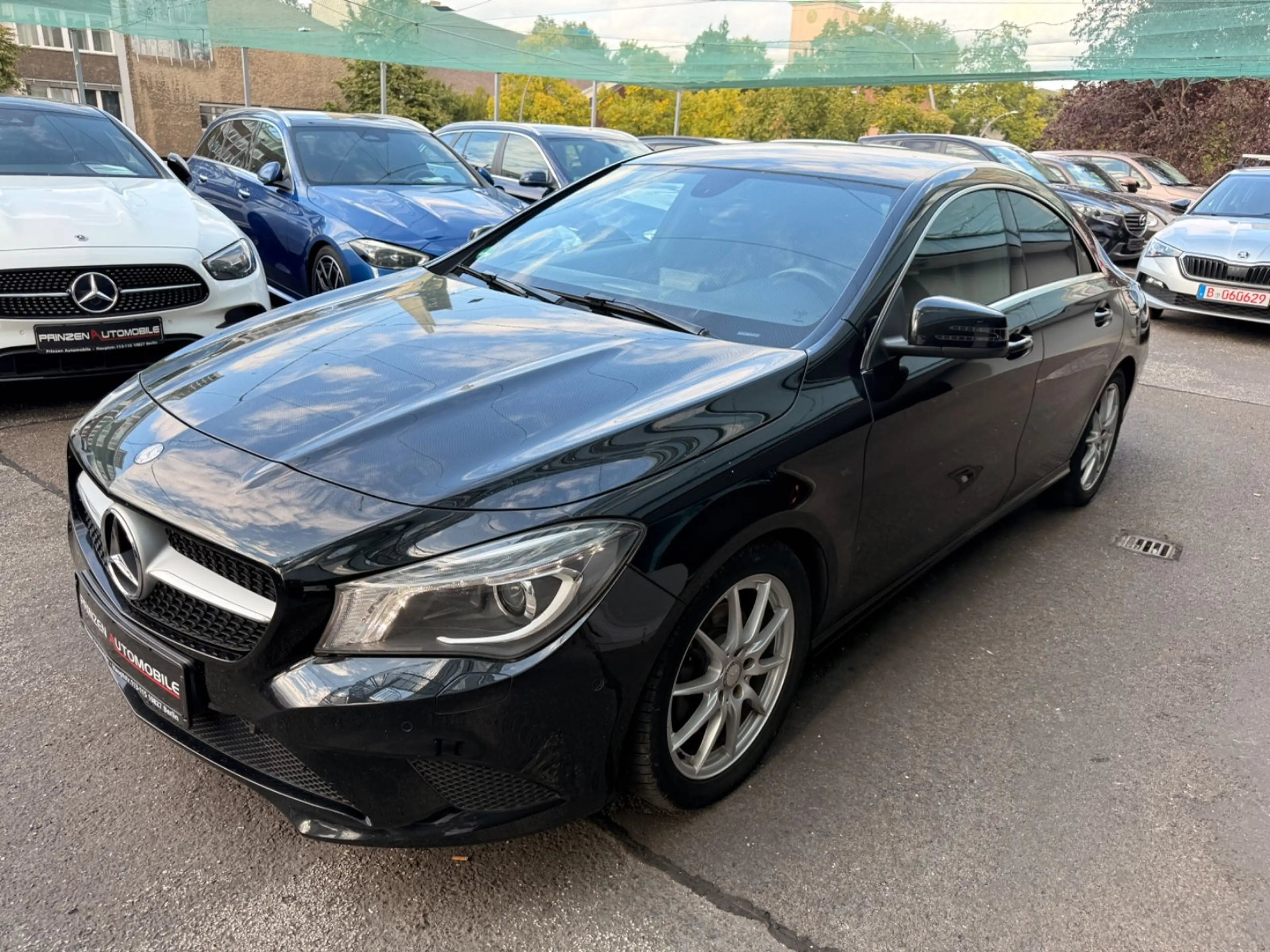 Mercedes-Benz CLA 220 CDI*AUT*XENON*AMBIENTE*AGILITY*COC