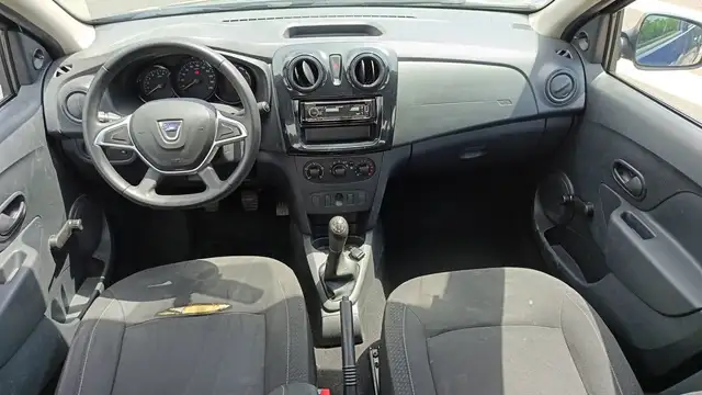 Dacia Logan view 11