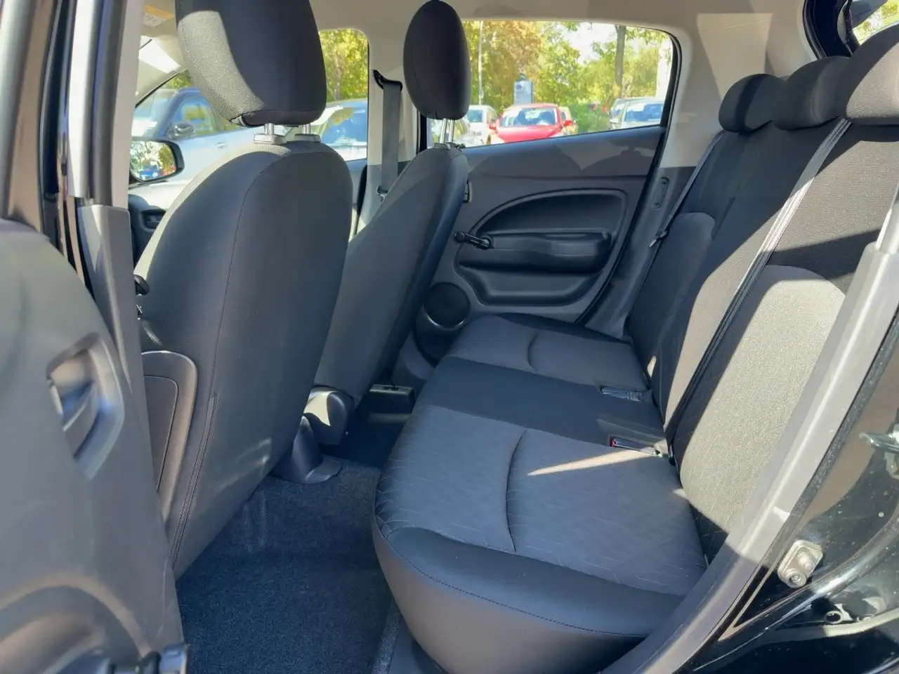 Mitsubishi Space Star Select |Allwetterr.|Scheckheftgepflegt — Vehicle gallery 10