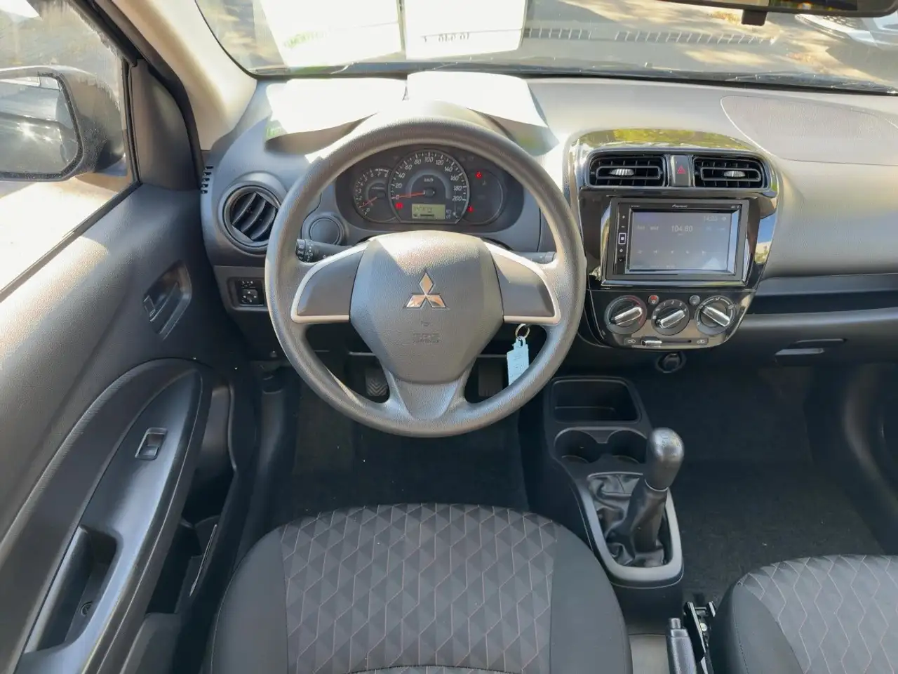 Mitsubishi Space Star Select |Allwetterr.|Scheckheftgepflegt — Vehicle gallery 14