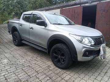 Fullback 2.4 doppia cabina LX Cross Plus 4wd 180cv auto my18