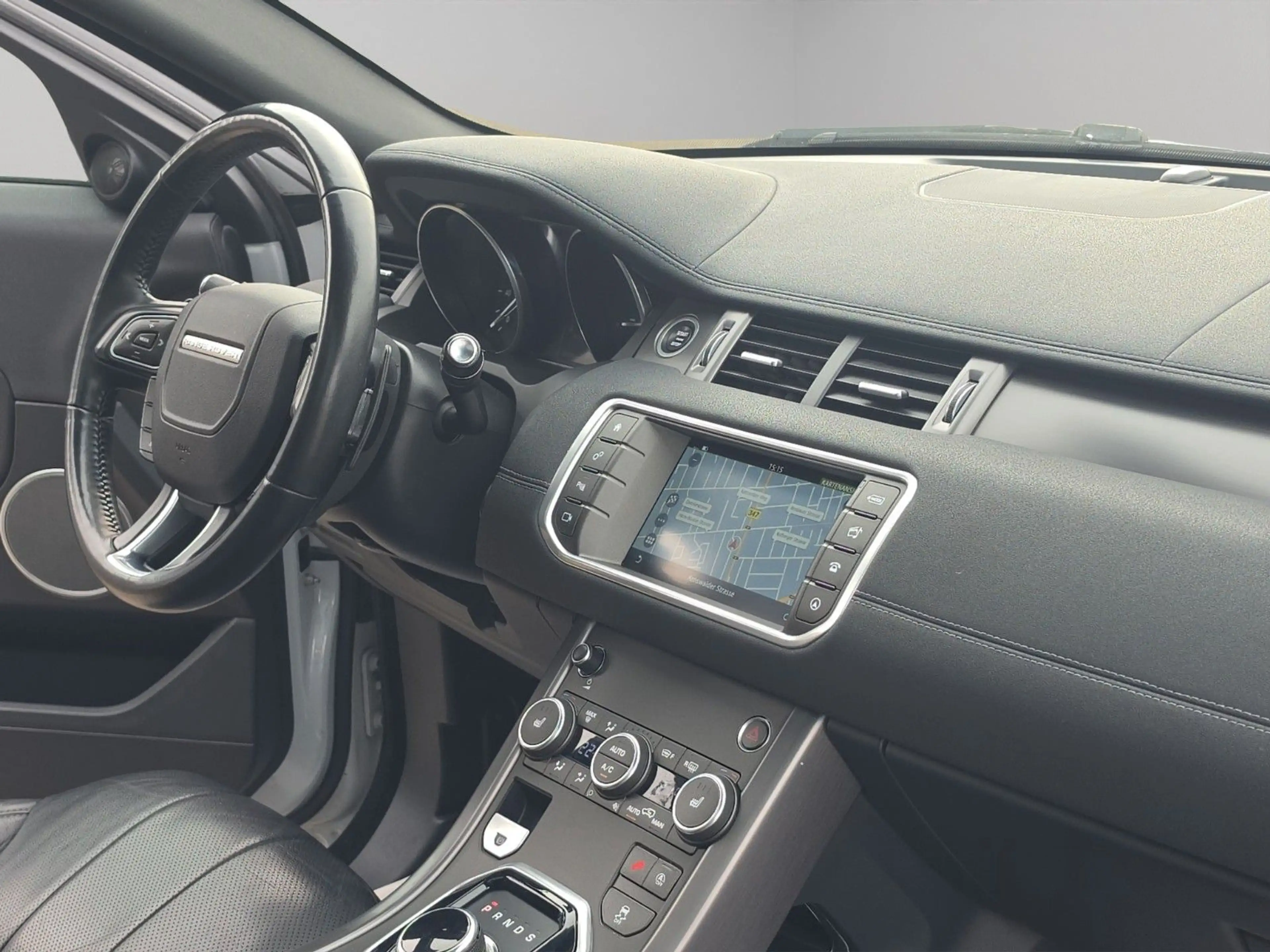 Land Rover Range Rover Evoque SE Dynamic — photo 15