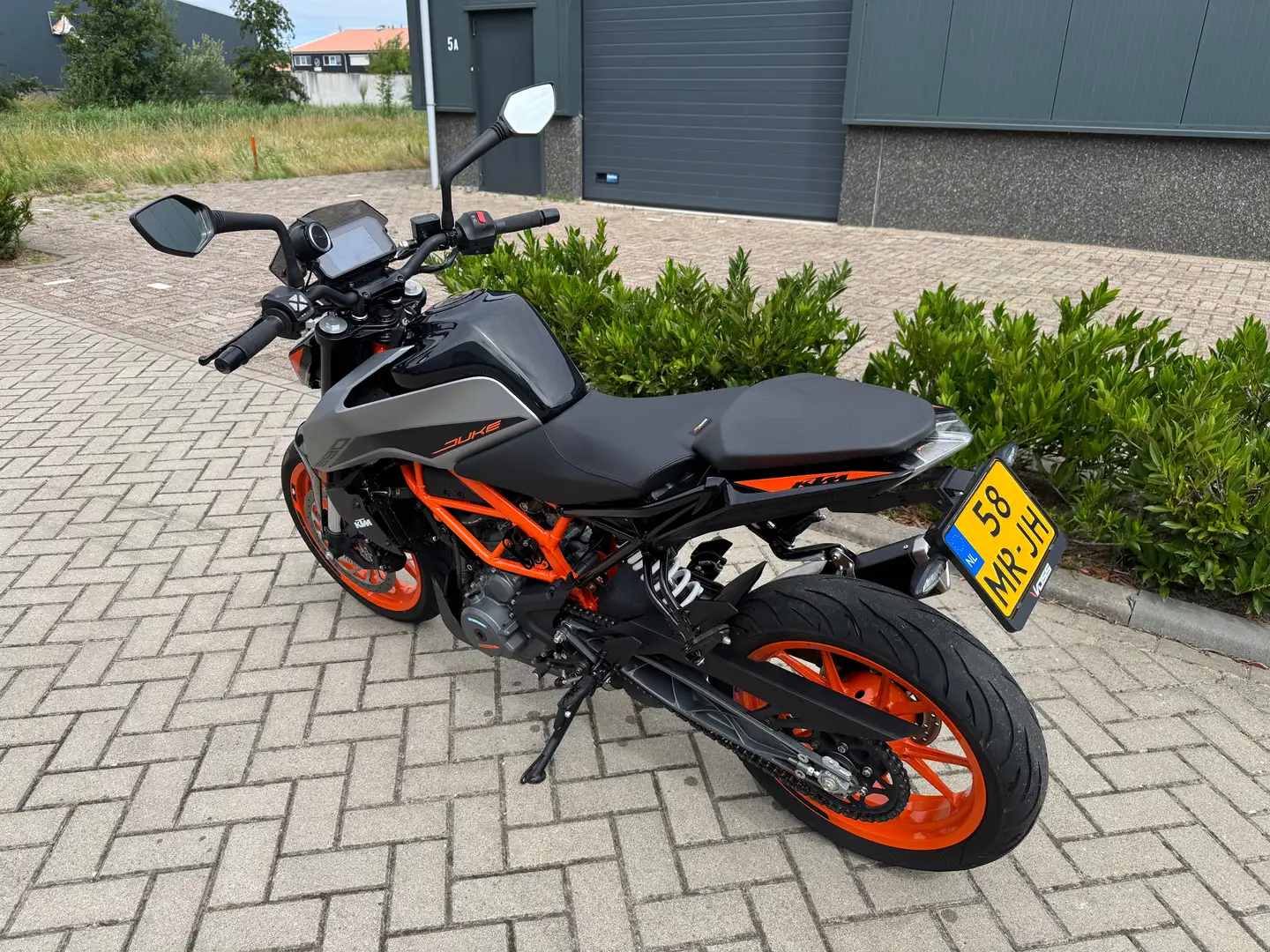 KTM 390 Duke Oranje - 2