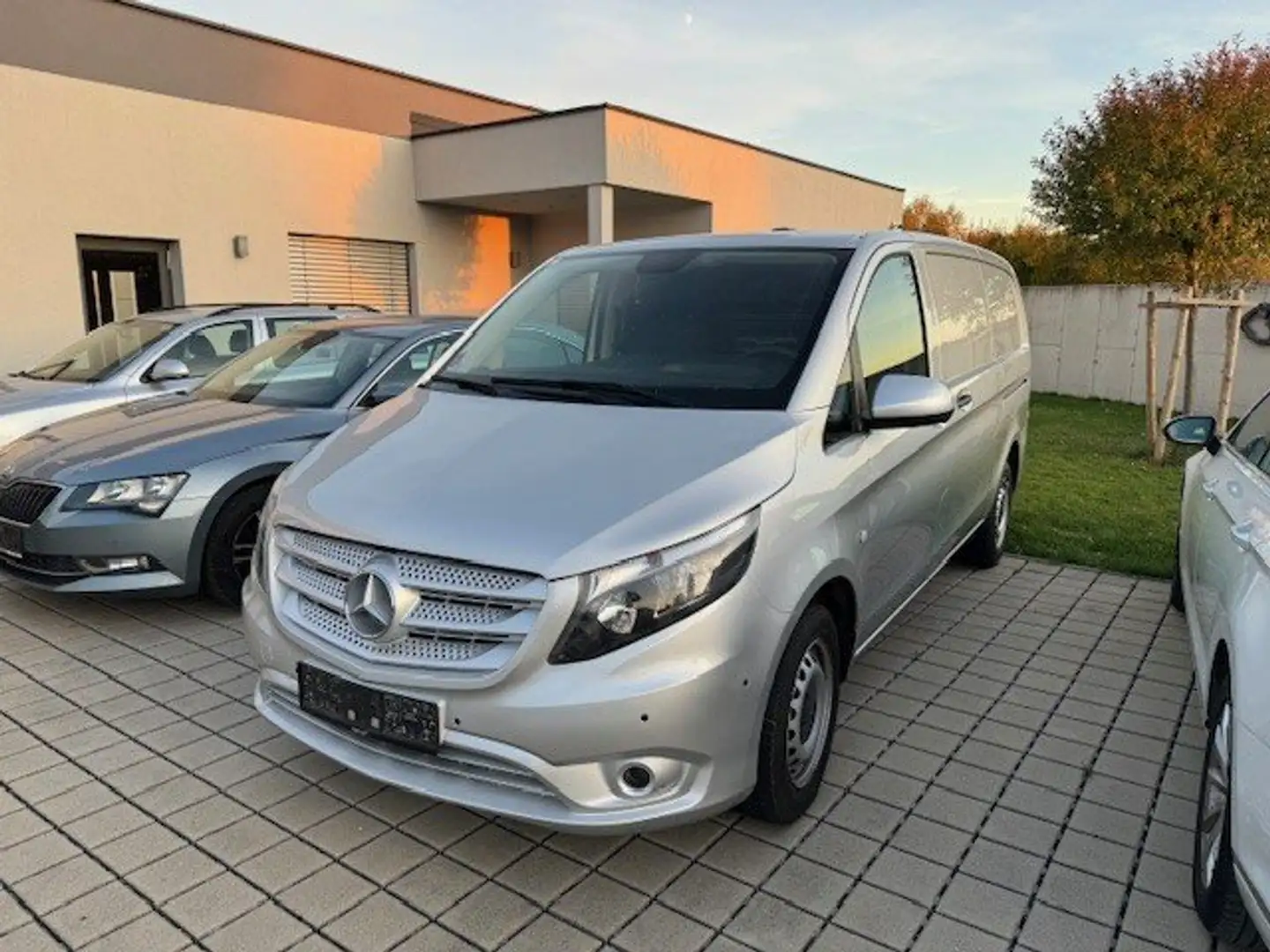 Mercedes-Benz Vito Kasten 116 CDI RWD lang Gris - 1
