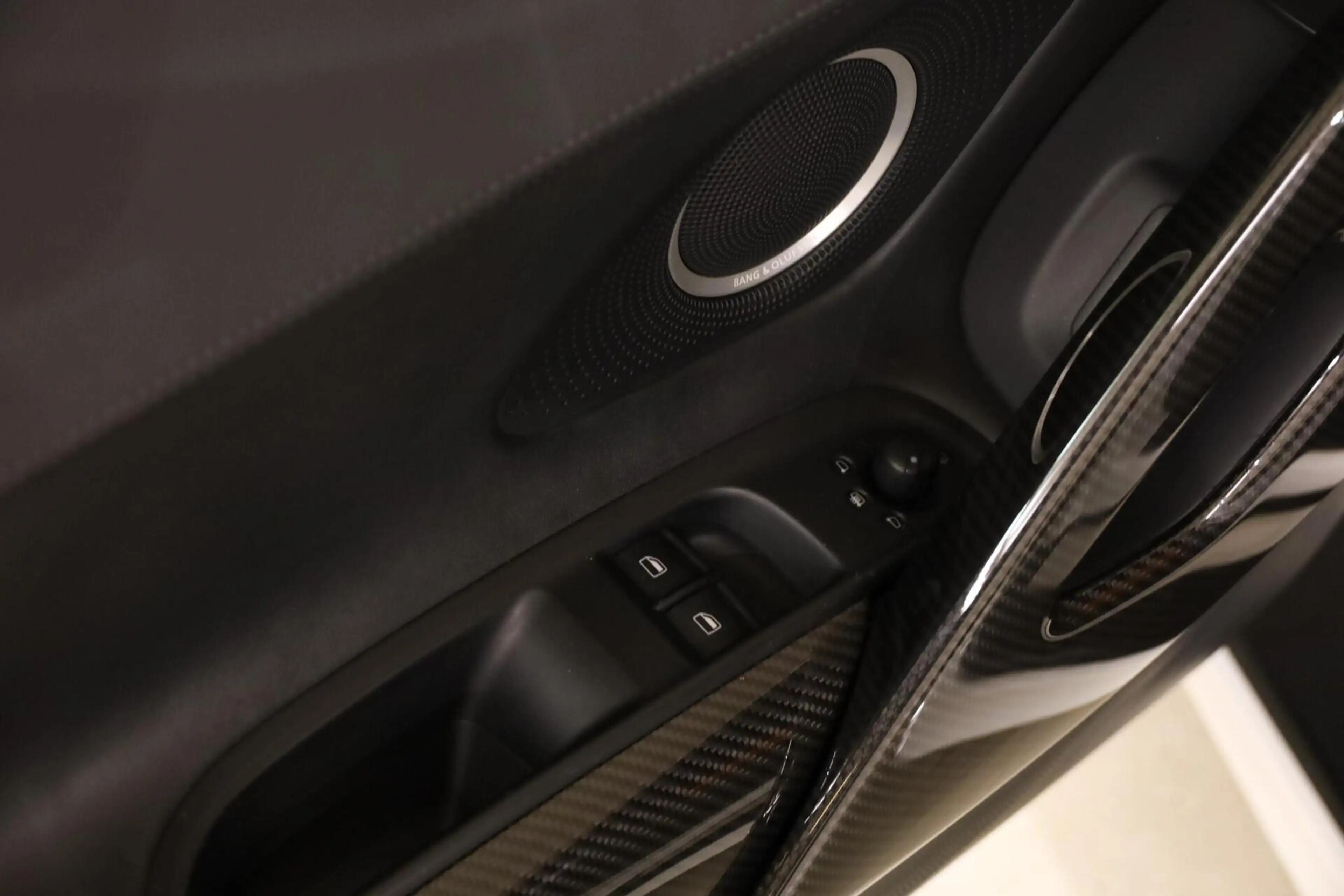 Audi R8 5.2 FSI quattro V10|Full Carbon|B&O Audio|Leder| — photo 37