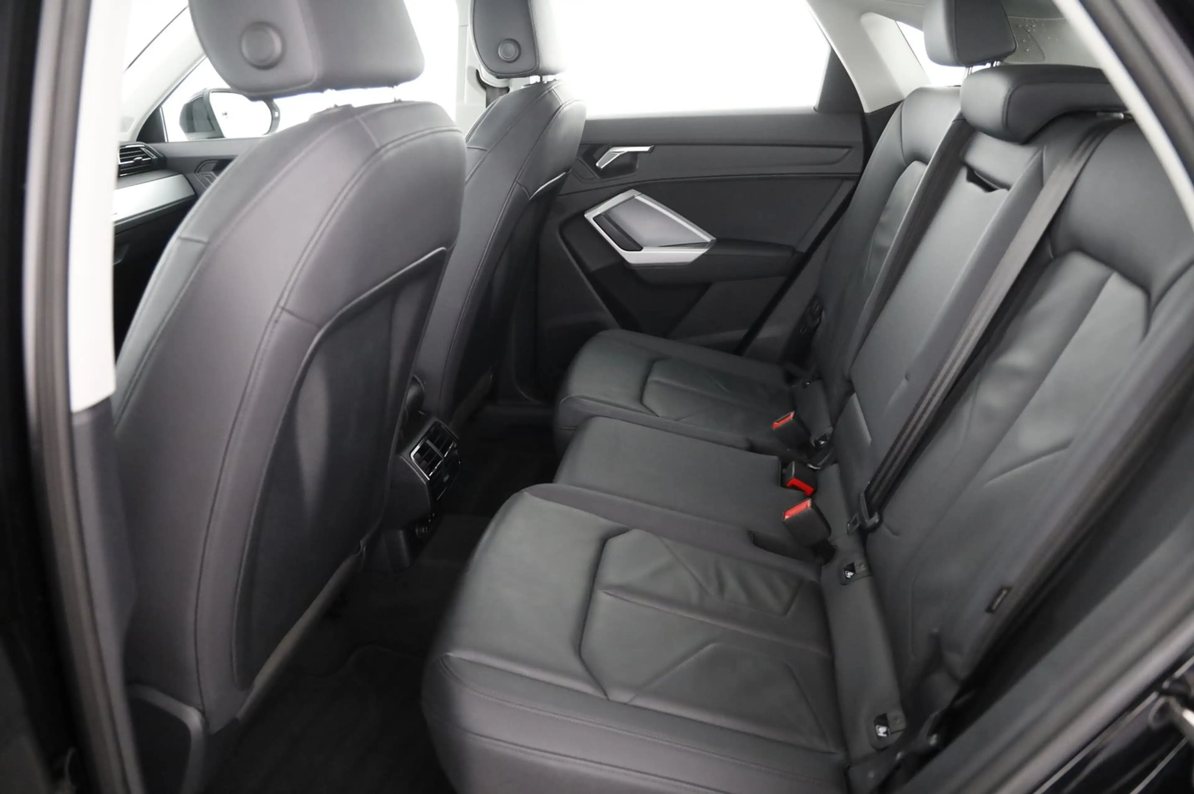 Audi Q3 35 TDI S line exterieur — photo 4