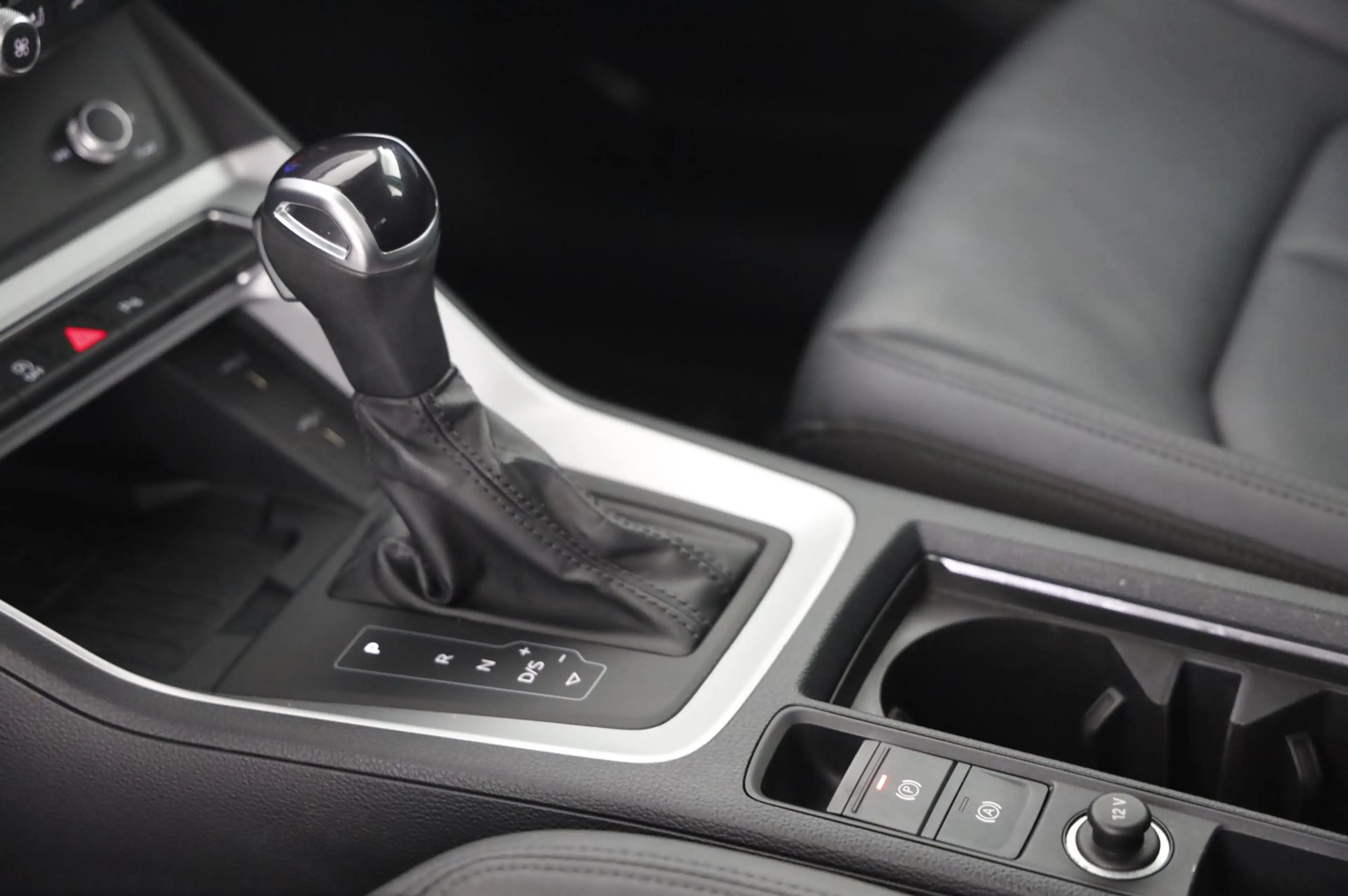 Audi Q3 35 TDI S line exterieur — photo 7