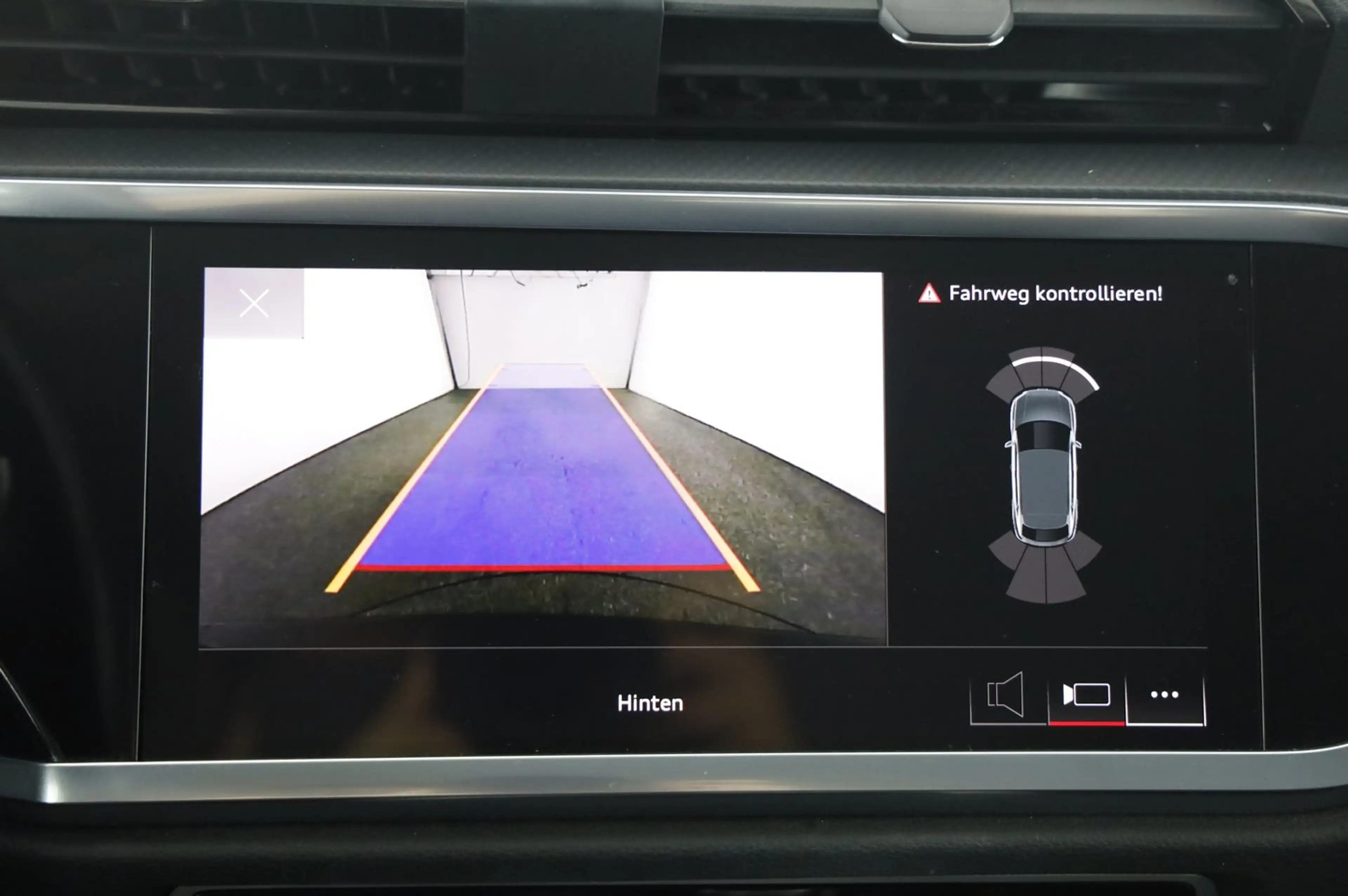 Audi Q3 35 TDI S line exterieur — photo 11