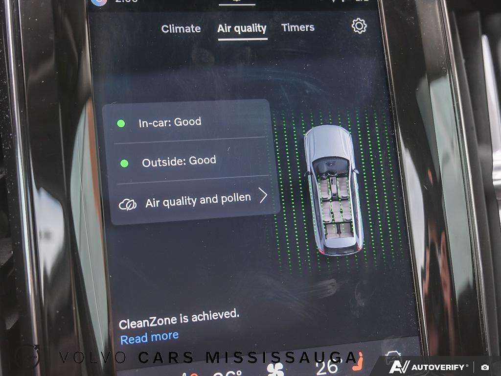 2024 Volvo XC60 Plus Dark Excellent low mileage option thumb 27