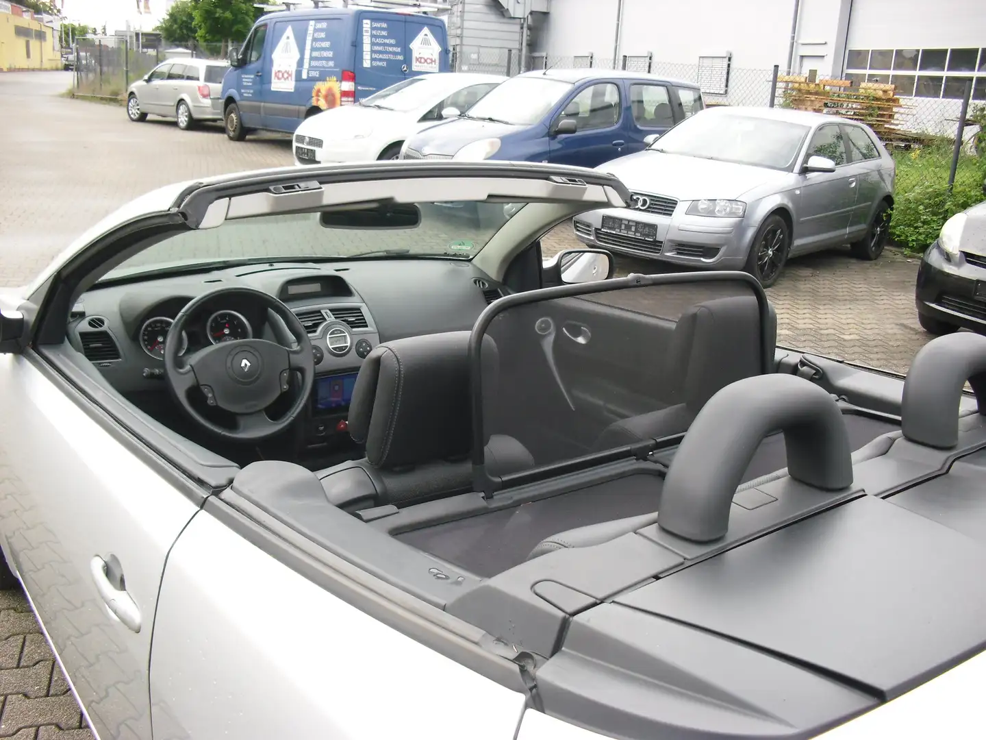 Renault Megane 2.0 Coupe-Cabriolet Aut. Privilege Gris - 2
