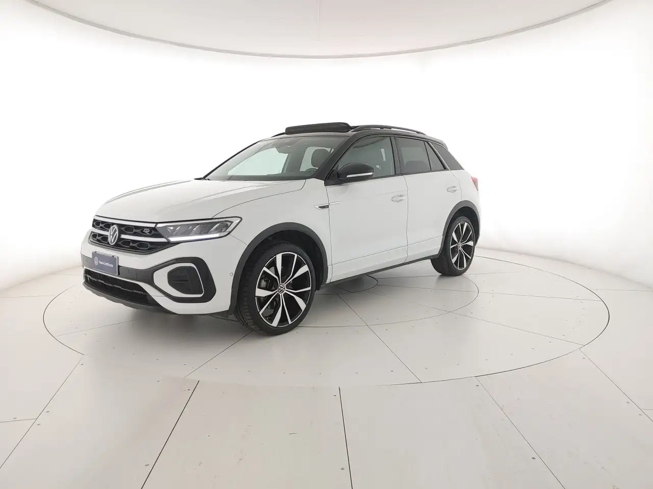 Volkswagen T-Roc 2.0 TDI R-line 4motion 150 CV DSG — photo 1 of 15