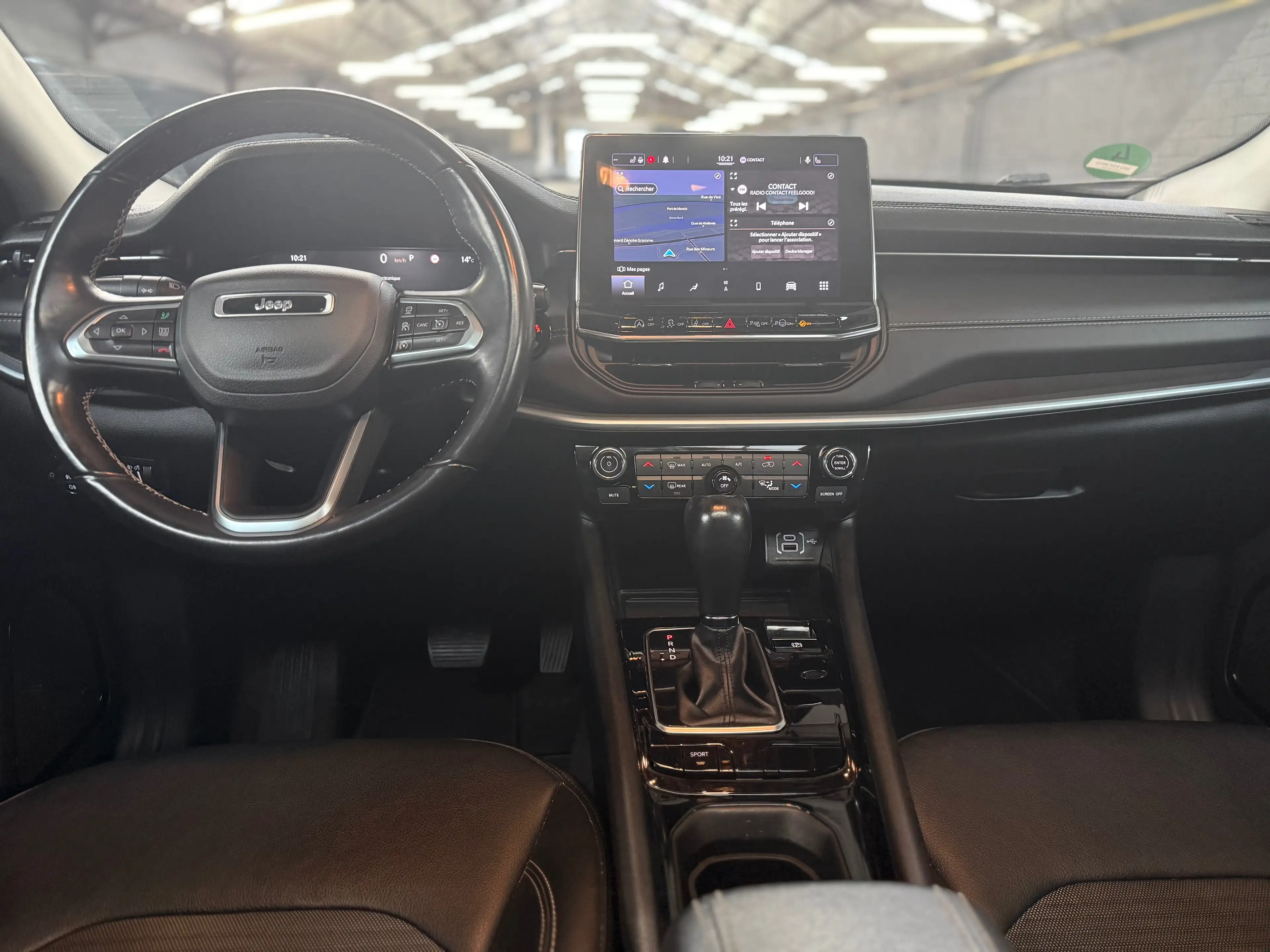 Jeep Compass 1.3 i Turbo 4x2 * NEW MODEL * COCKPIT * PANO * GPS * CAMERA * — photo 10