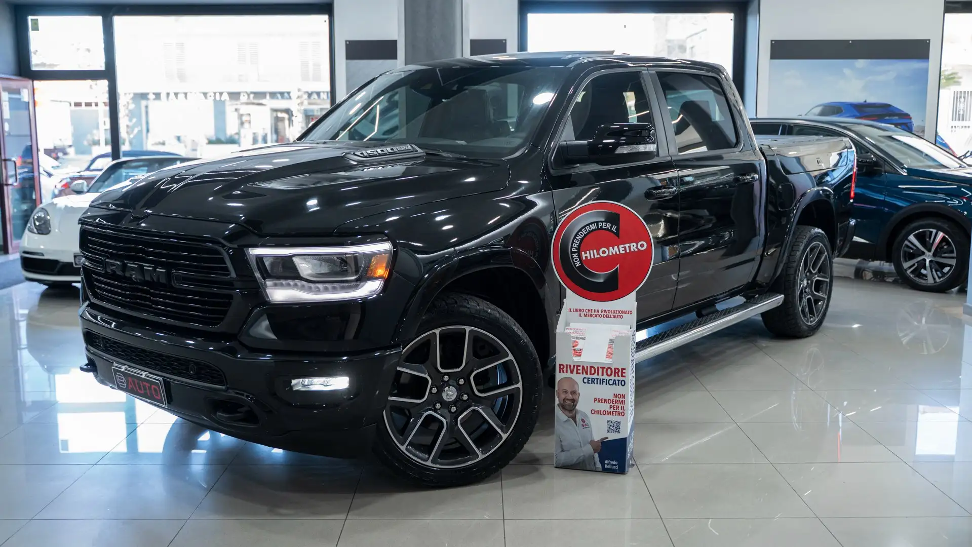 Dodge RAM 1500 LARAMIE 22" TETTO BORLA RAMBOX NAVI 12" PEDAN Zwart - 1