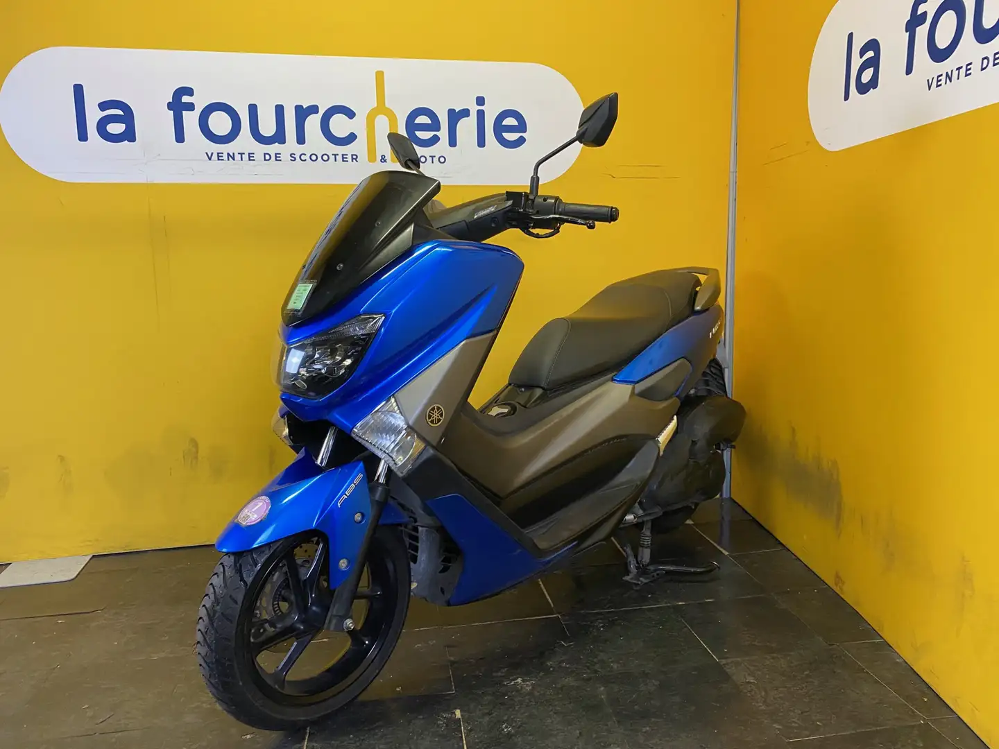 Yamaha NMAX Niebieski - 1