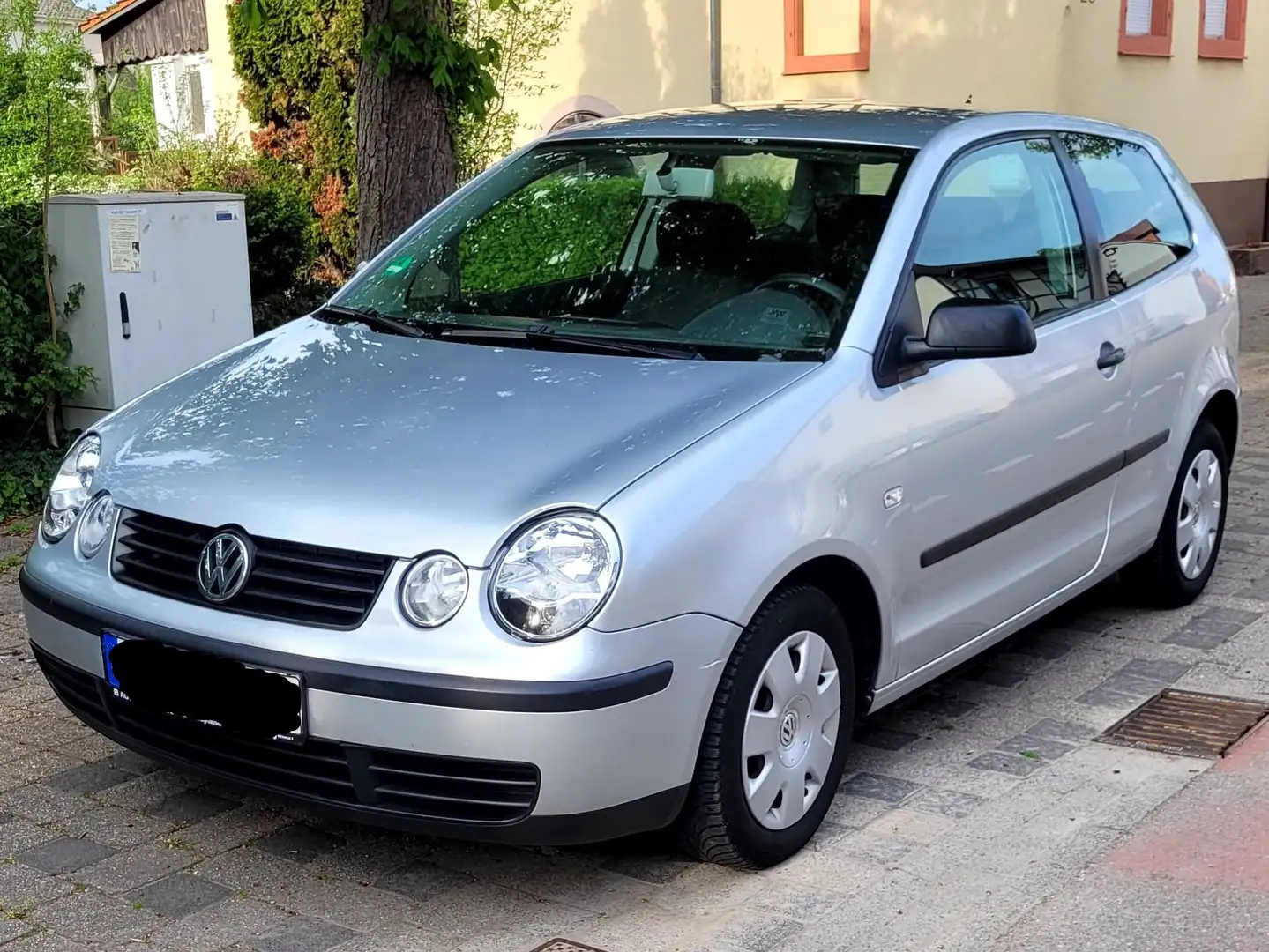 Volkswagen Polo 1.2 9N 47 kw / 64 PS TÜV Neu bis 02/27 Silber - 2