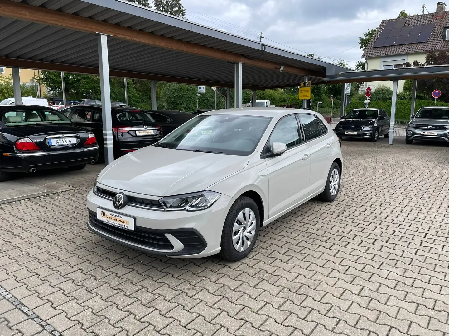 Volkswagen Polo Life Grijs - 1