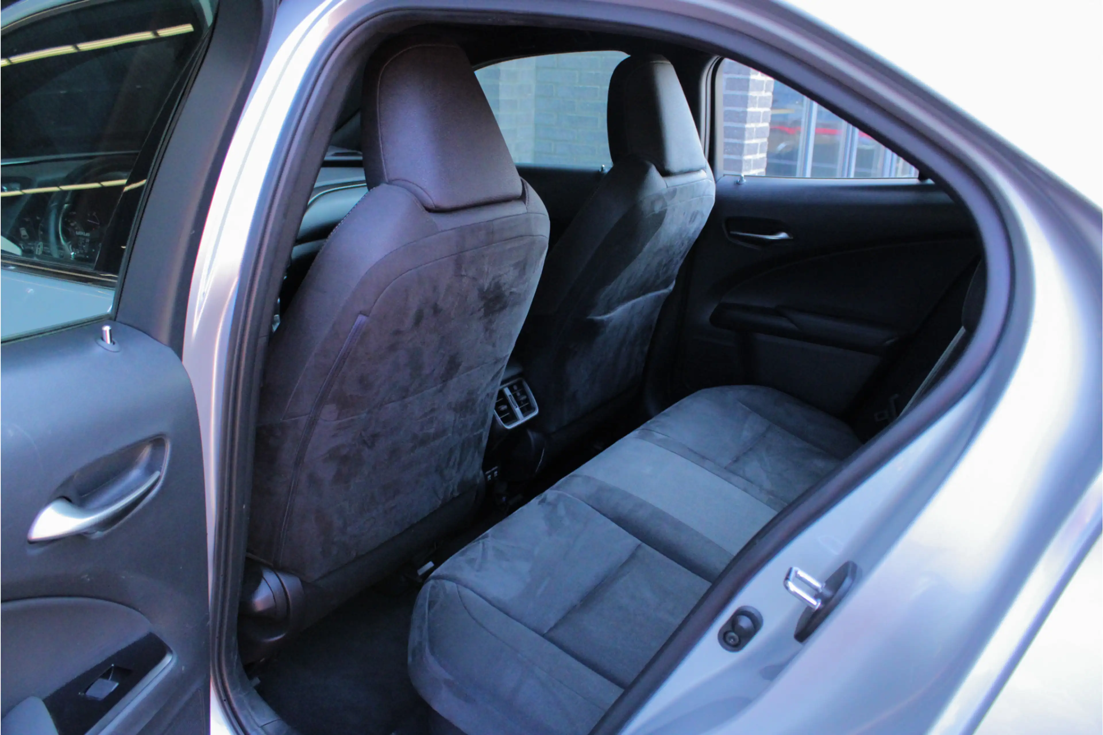 Lexus UX 250h Business Line — photo 45