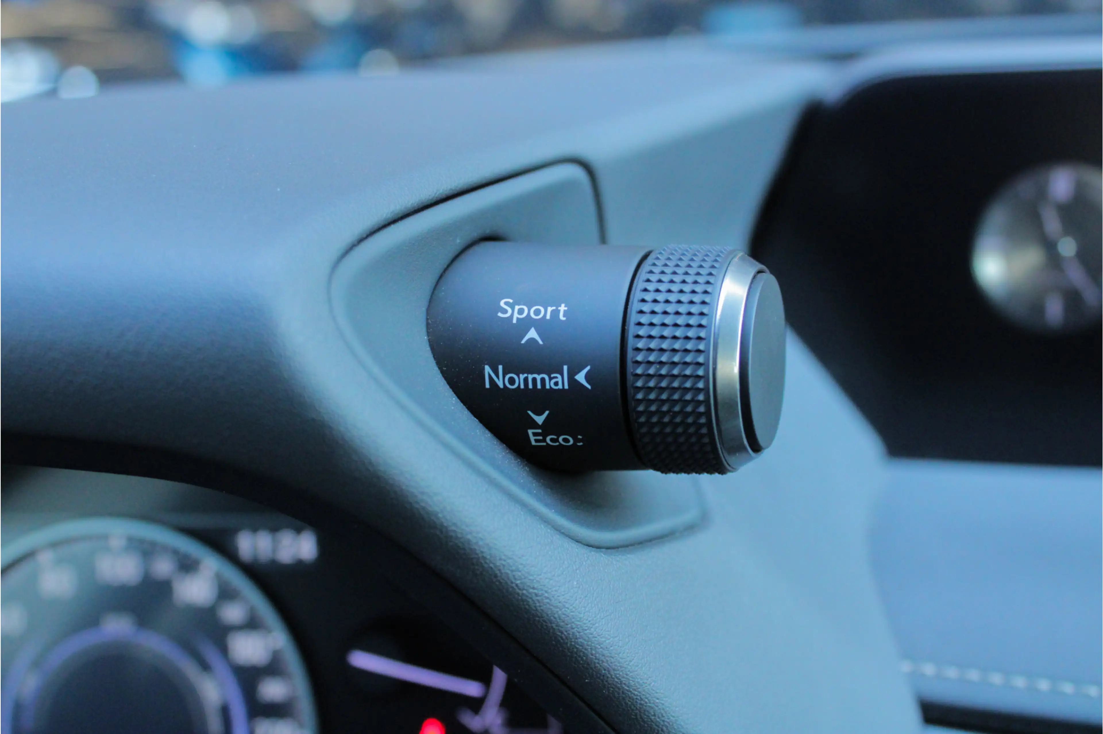 Lexus UX 250h Business Line — photo 38