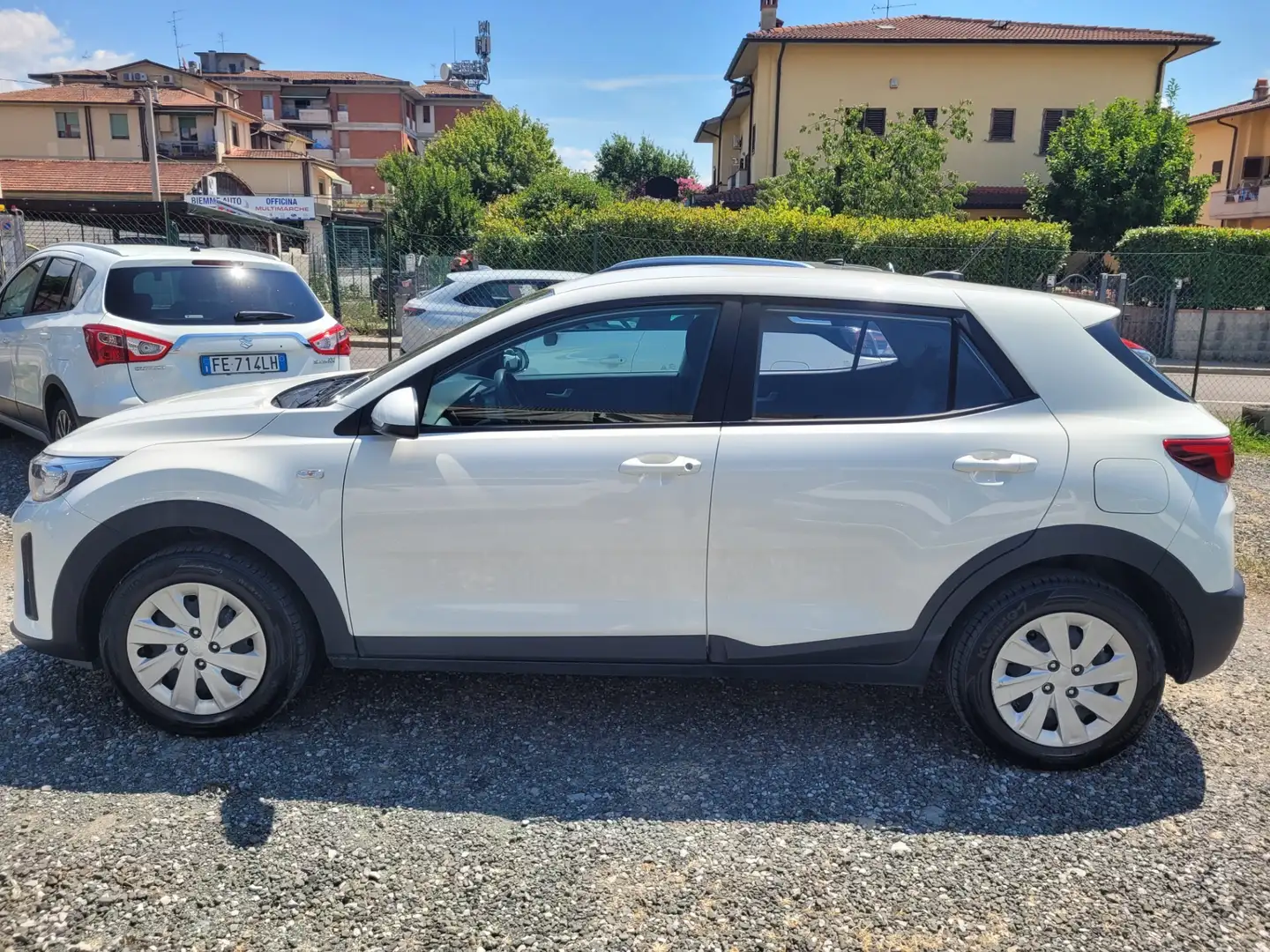 Kia Stonic 1.4 MPI EcoGPL Urban Wit - 2