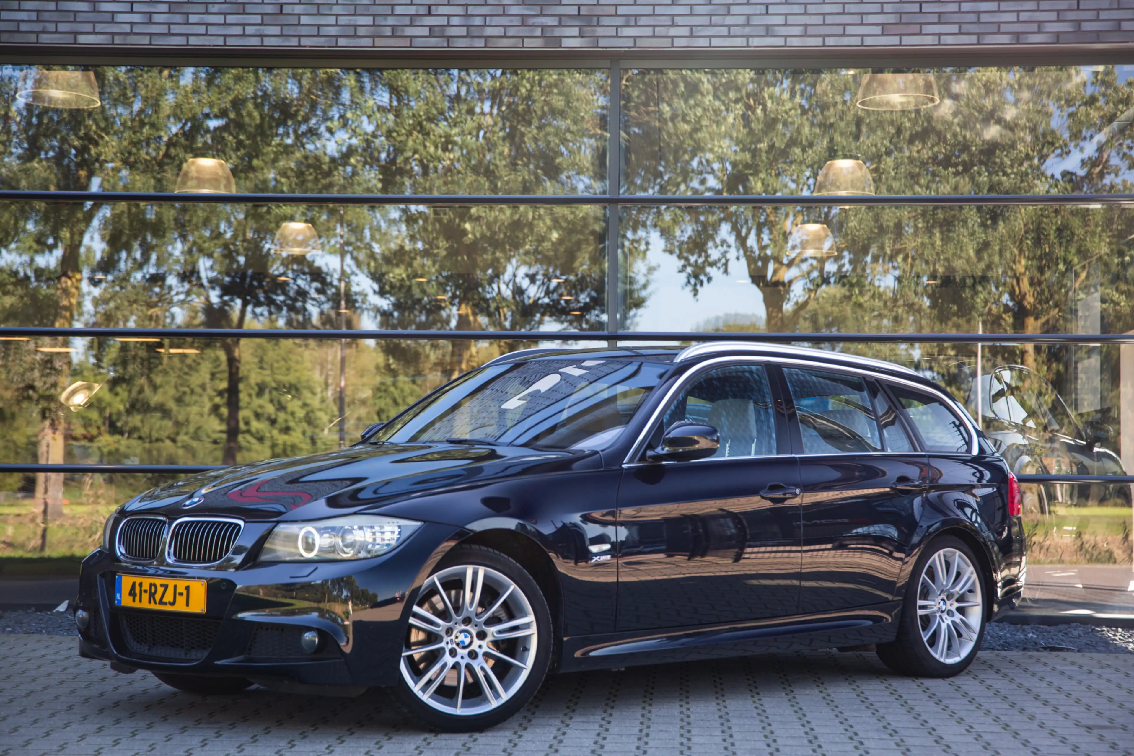 BMW 325 3-serie Touring 325xi M Sport Edition , Pano, Xeno — photo 3