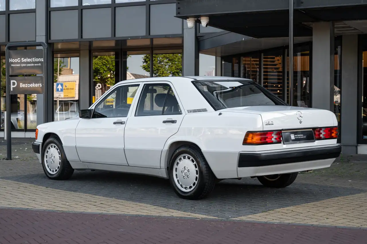 Mercedes-Benz 190 Automaat (W201), foto 4