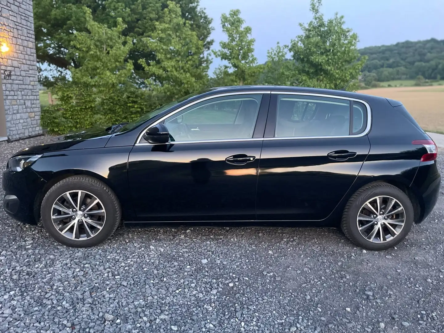 Peugeot 308 308 1.6 BlueHDi GT Line STT Чёрный - 1