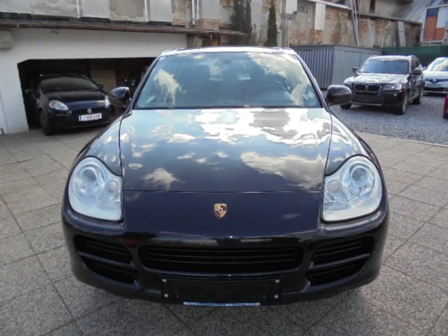 Porsche Cayenne Cayenne 3,2 Tiptronic Schwarz - 2