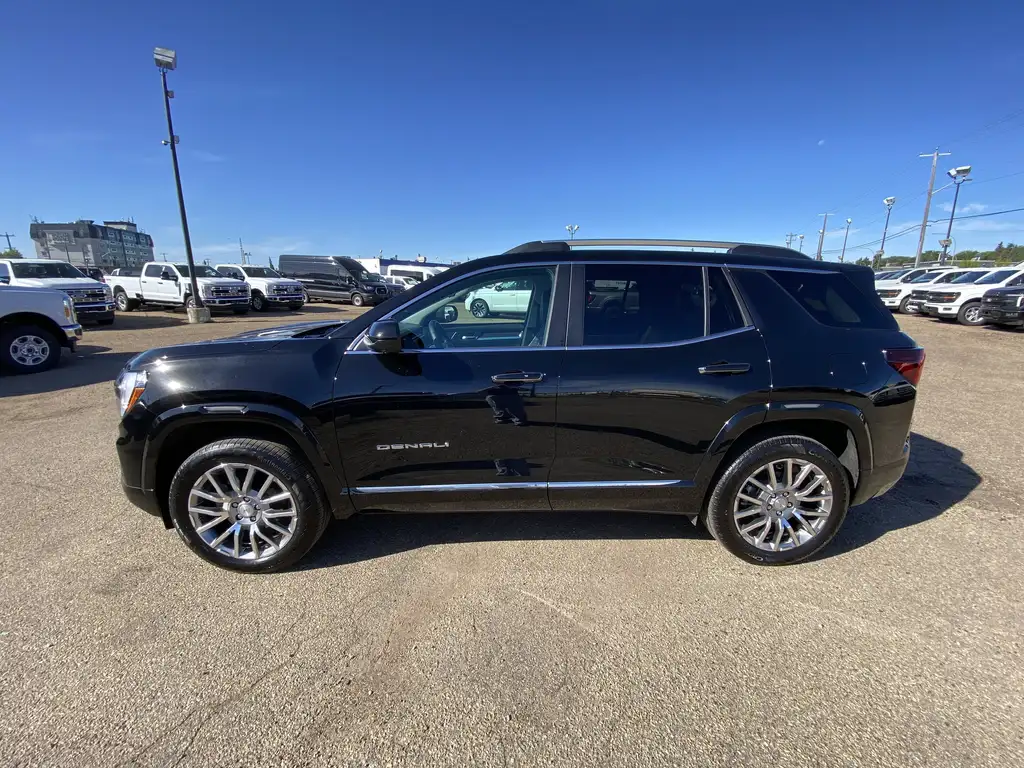 2026 GMC Terrain Denali | MoonRoof | Rear Cam | Parking Sensors — photo 4