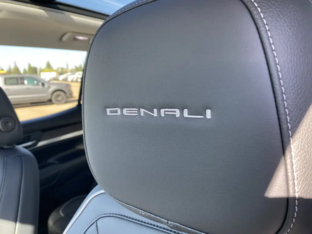 2026 GMC Terrain Denali | MoonRoof | Rear Cam | Parking Sensors — photo 8